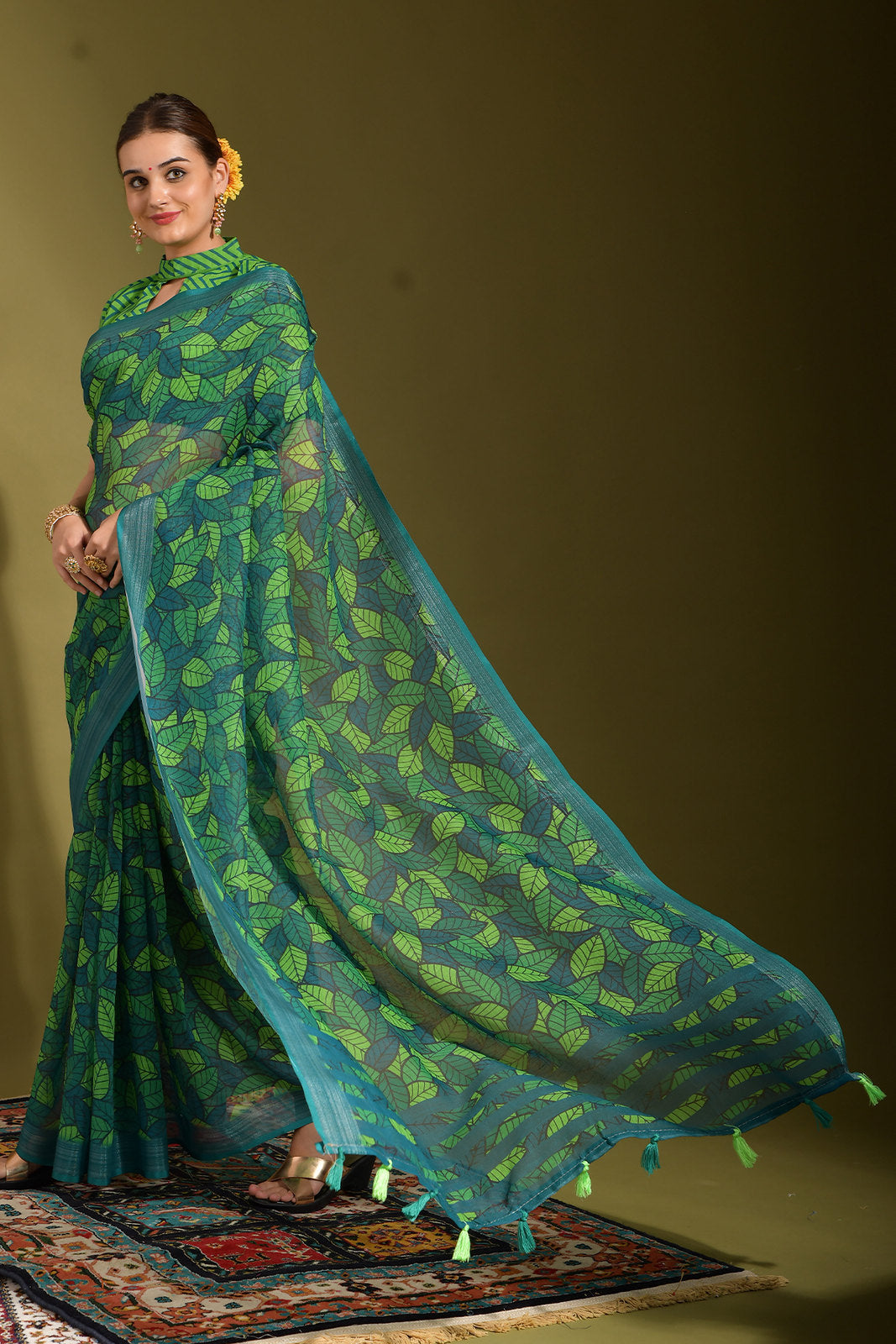 Dark Leaf Green Digital Printed Linen Saree