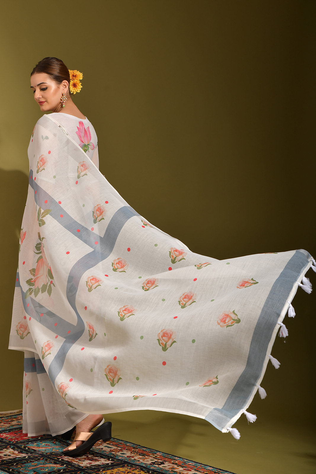 Swirl White and Grey Digital Printed Linen Saree