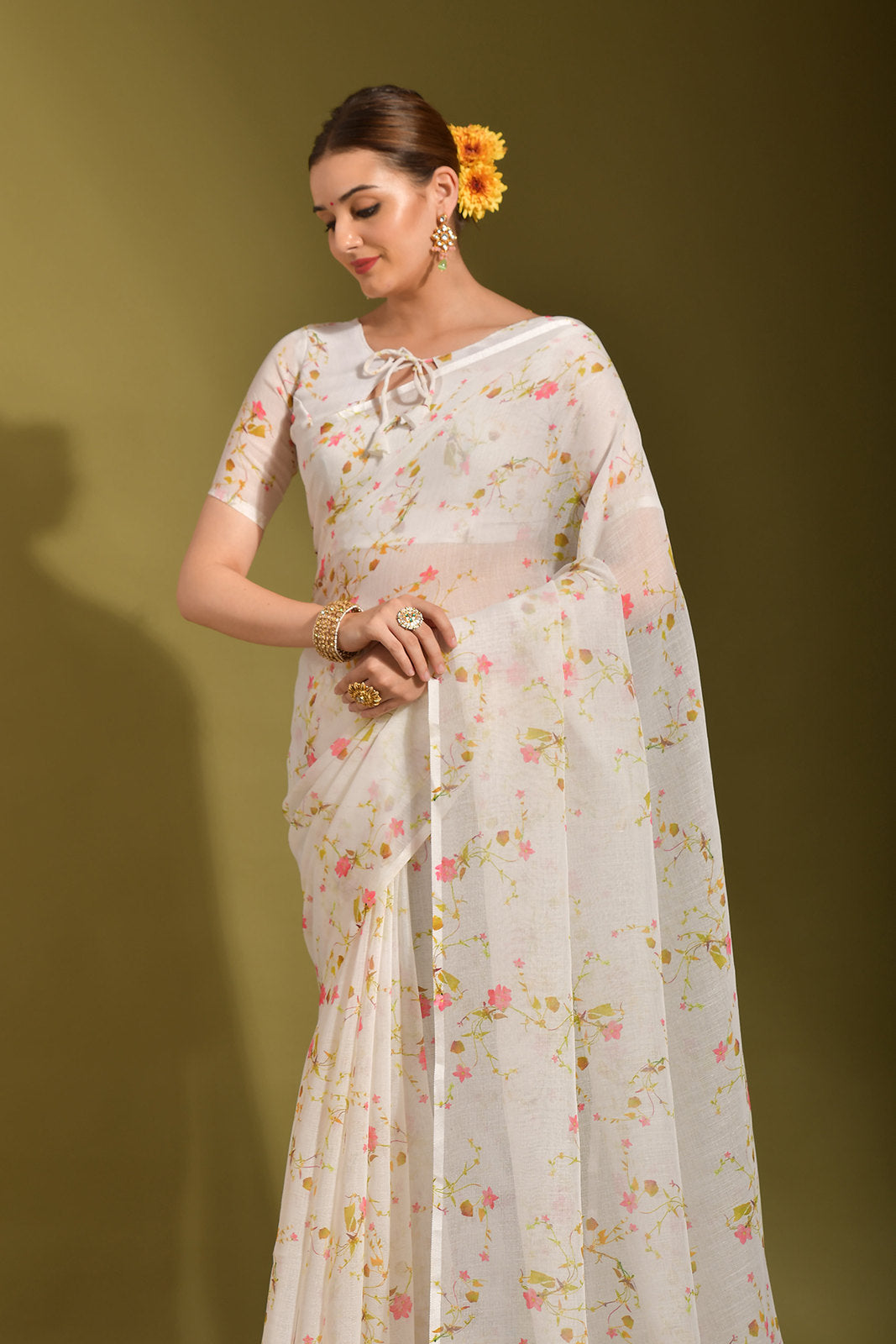 Quarter Pearl Lusta White Digital Printed Linen Saree