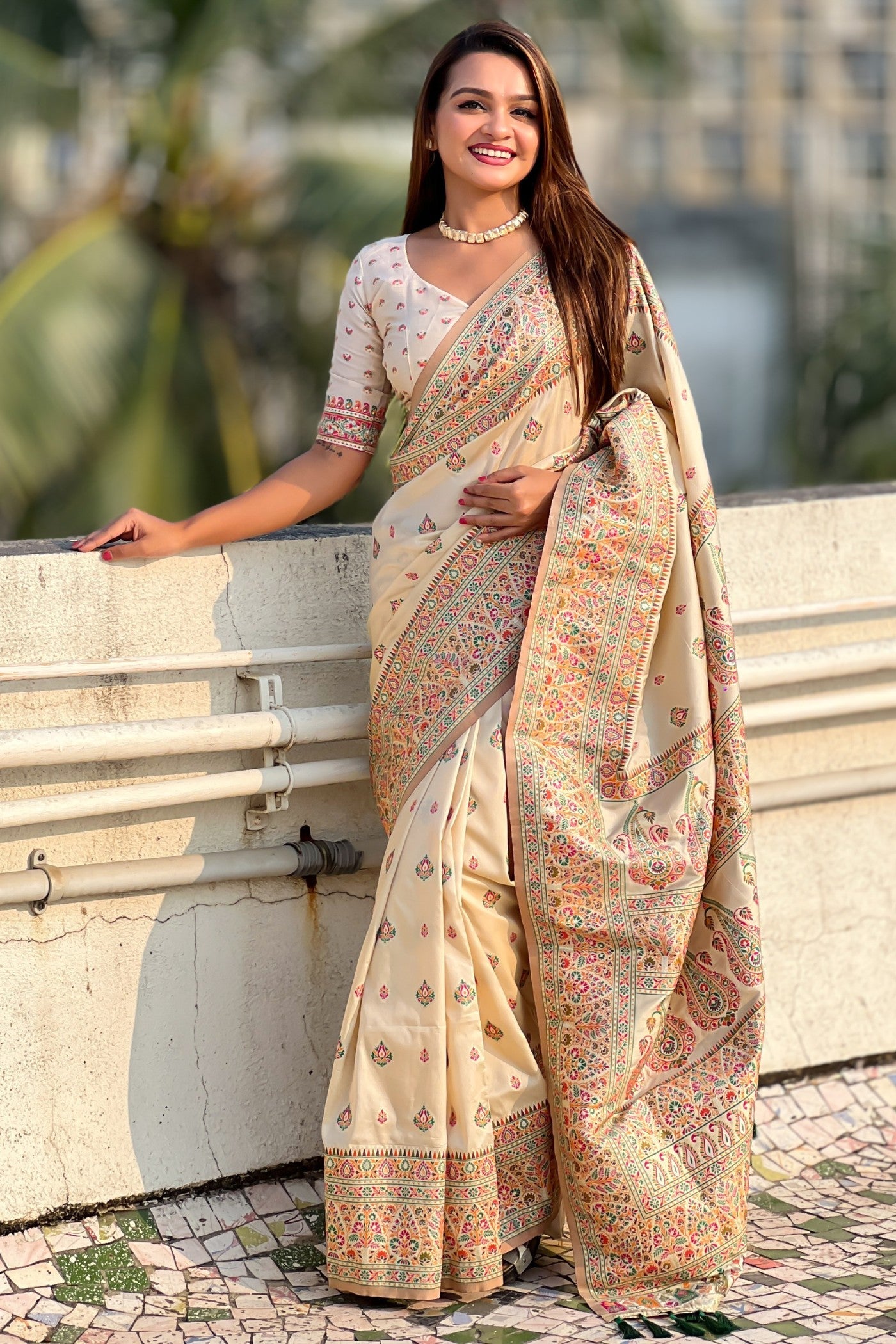 Almond Cream Kashmiri Jamewar Saree