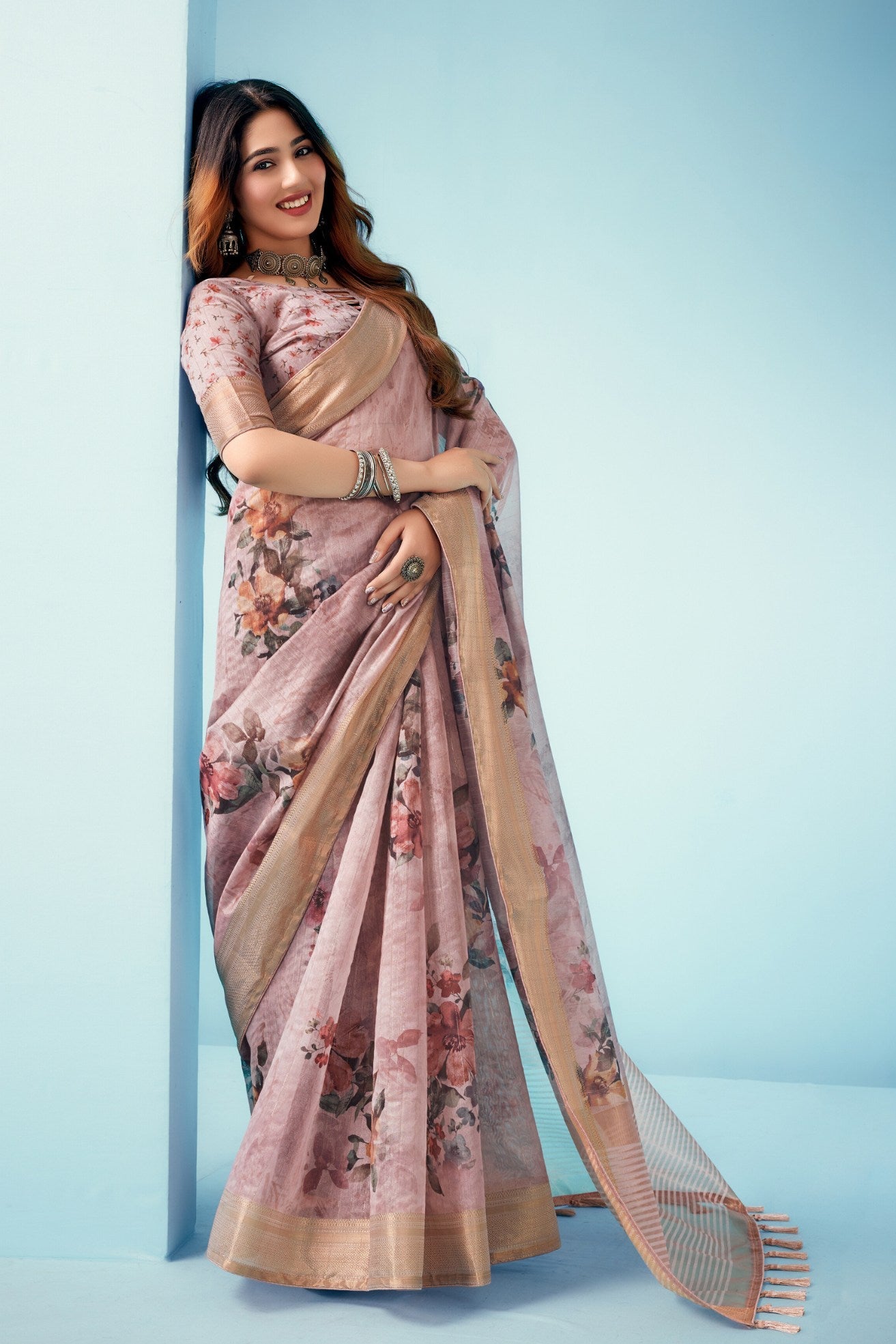 Clam Shell Pink Floral Linen Saree