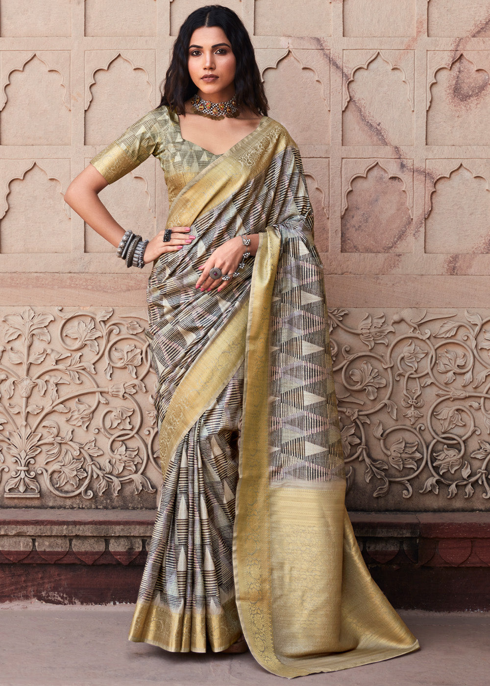 Hurricane Grey Handloom Banarasi Silk Saree