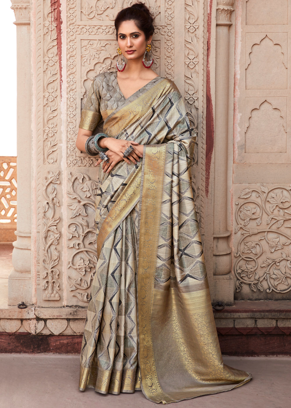 Quick Silver Grey Handloom Banarasi Silk Saree