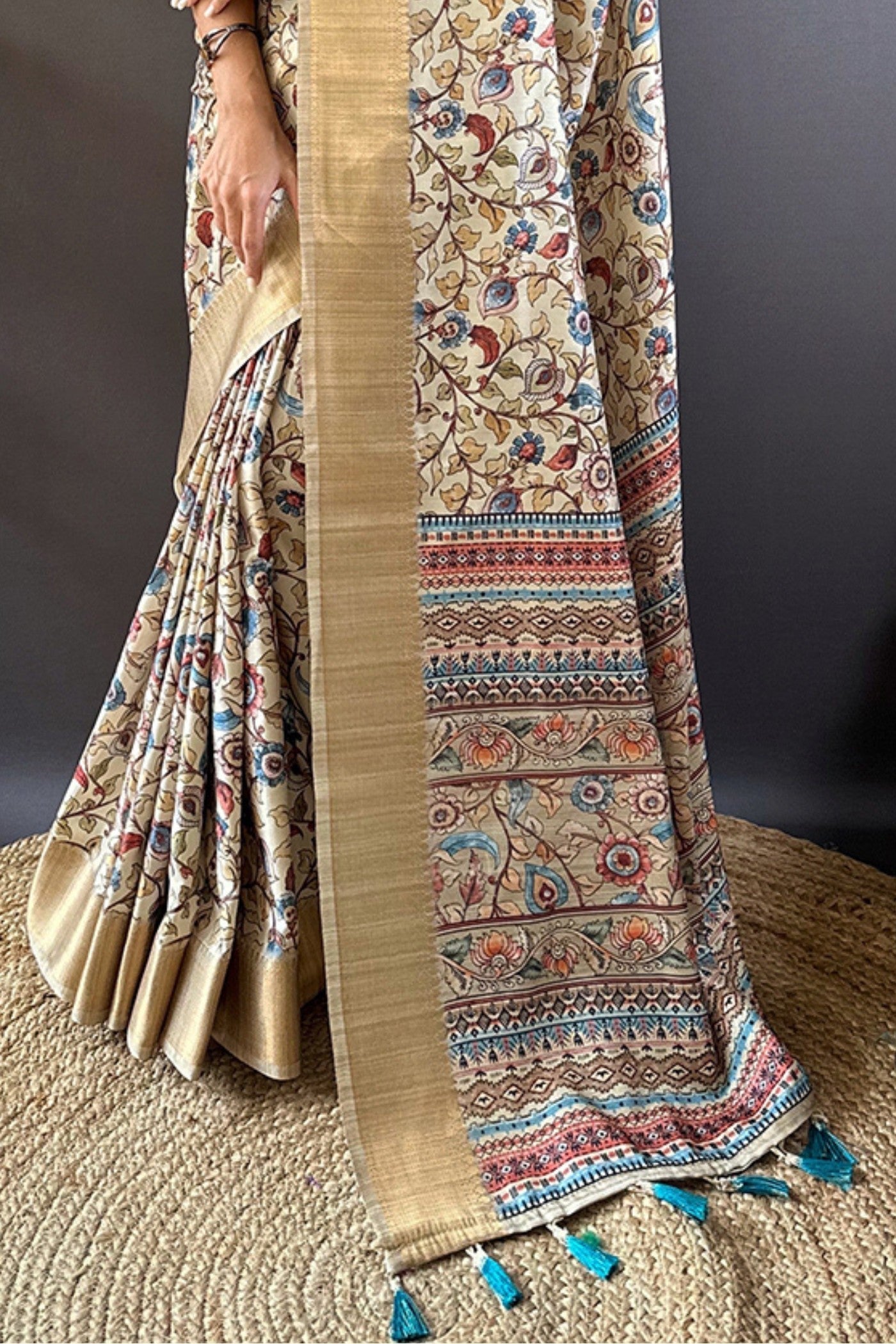 Twine Cream and Grey Printed Tussar Silk Saree