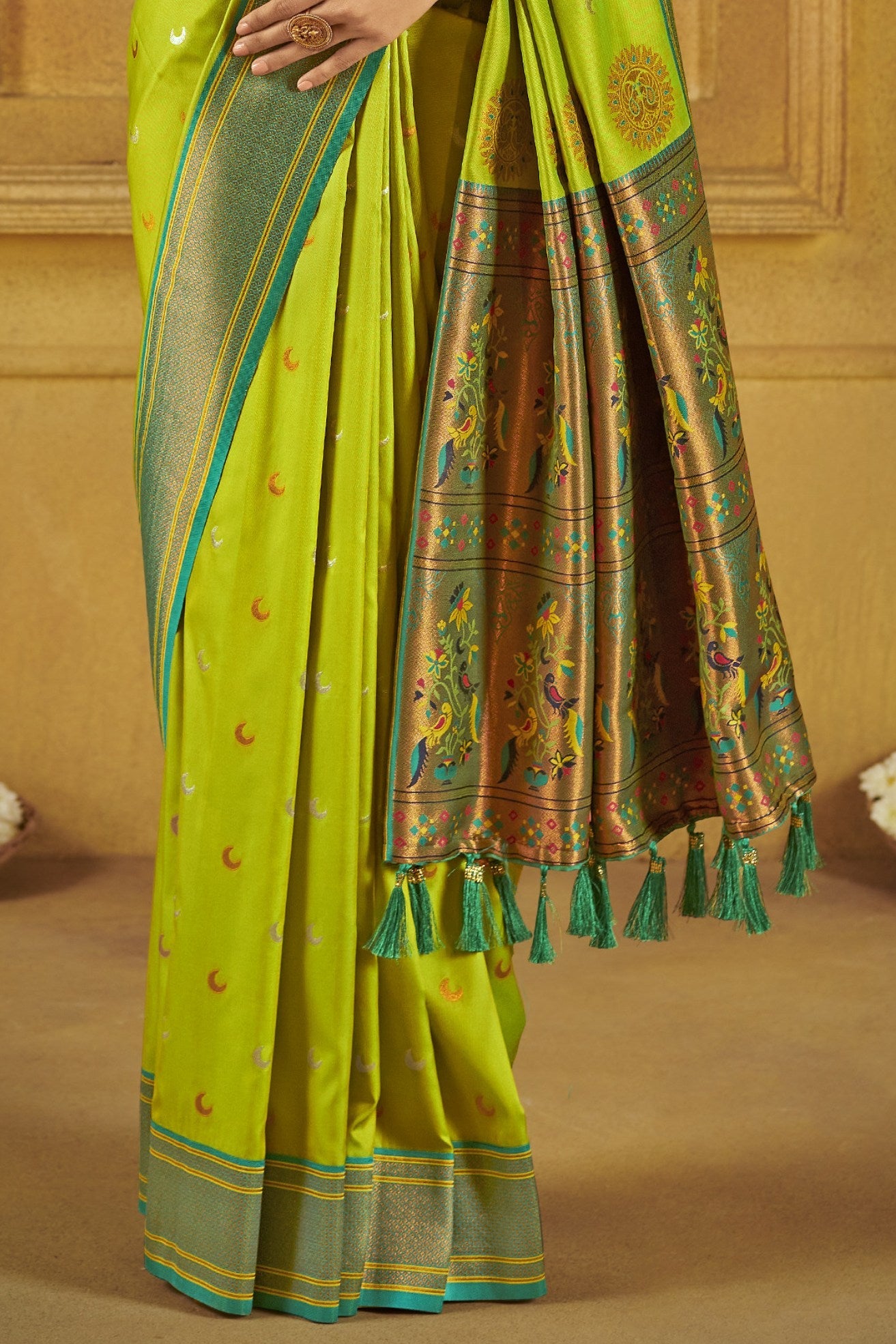 Parrot Green Woven Paithani Saree