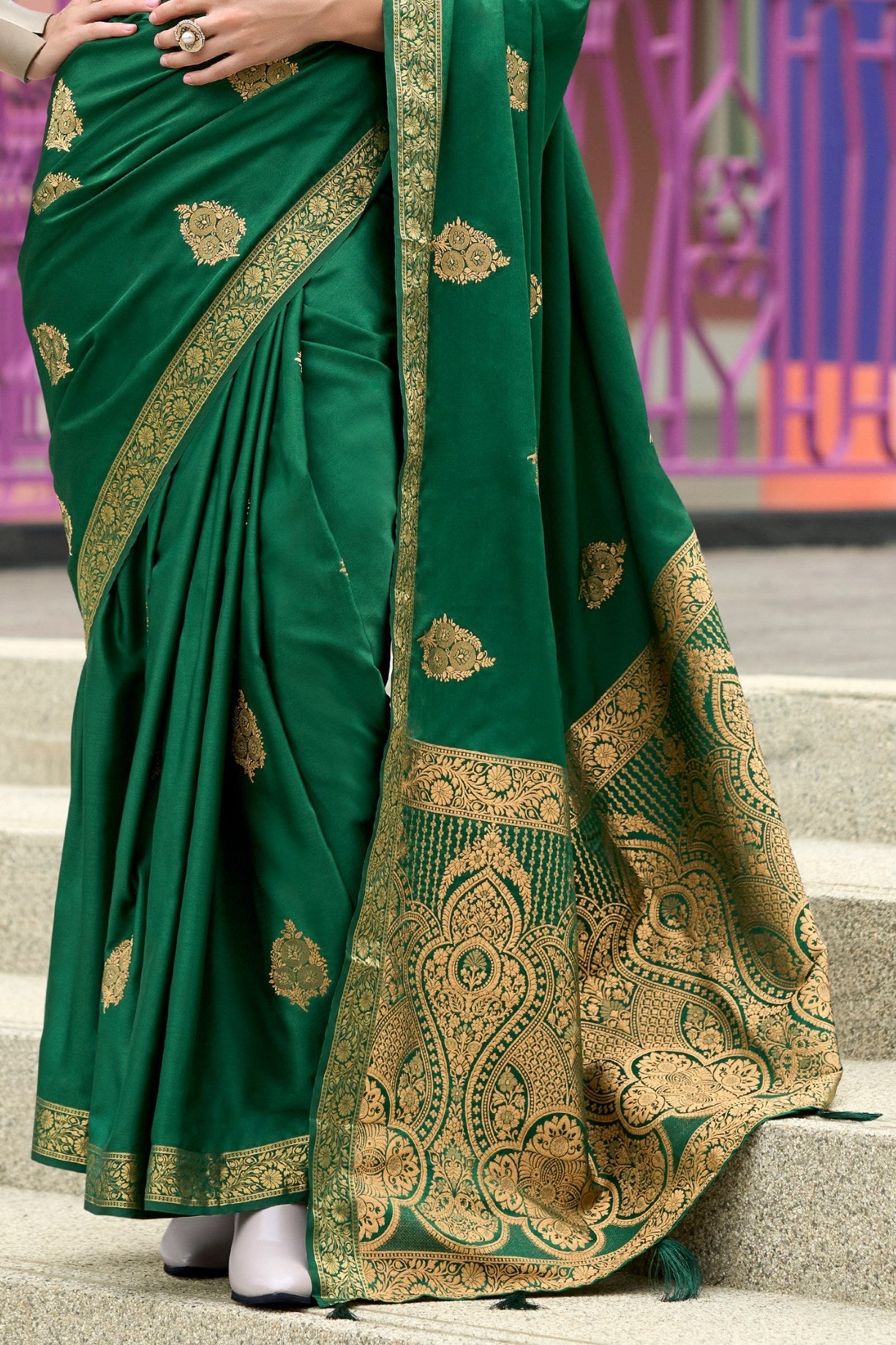 Genoa Green Banarasi Handloom Satin Saree