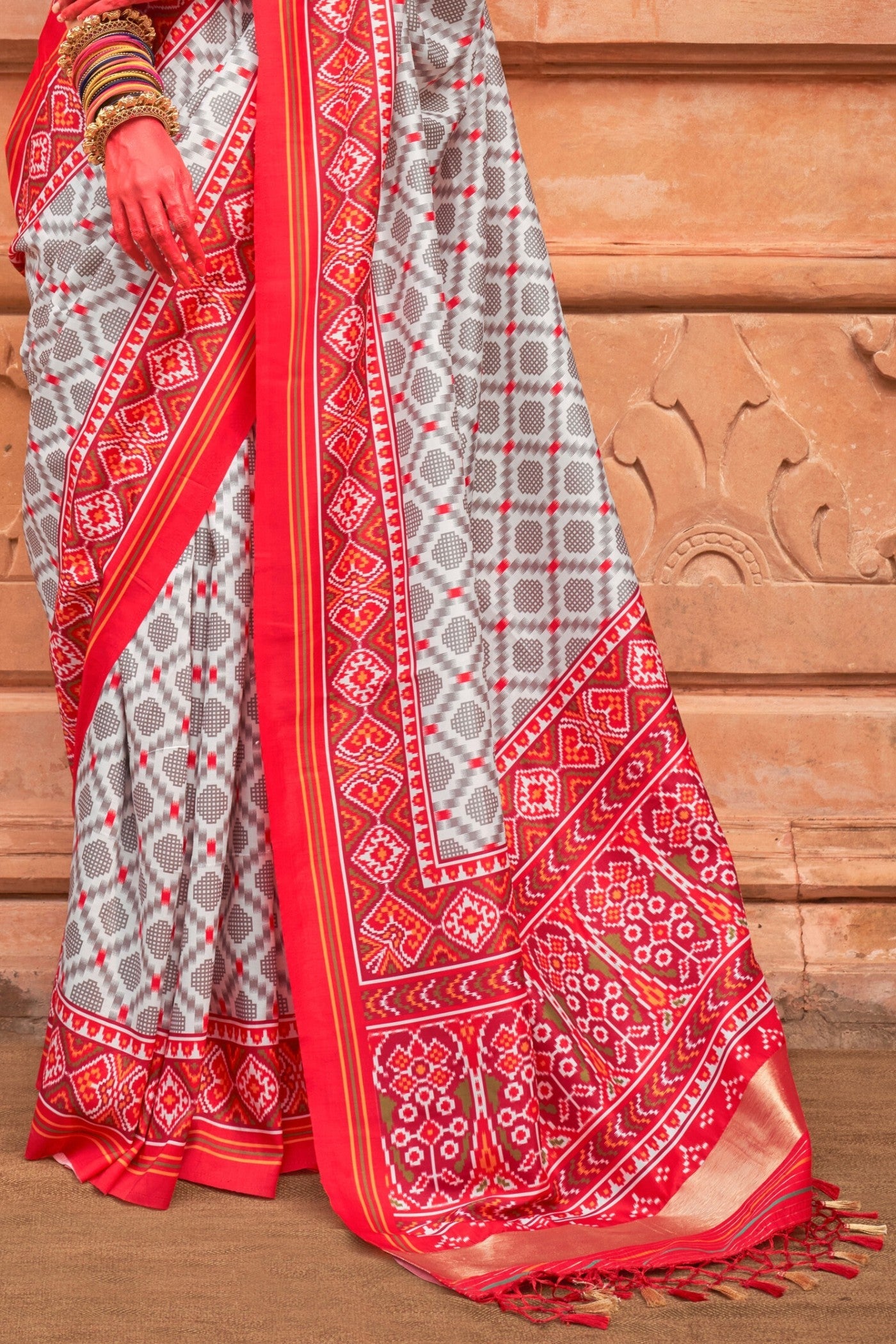 Santas Grey Printed Patola Saree