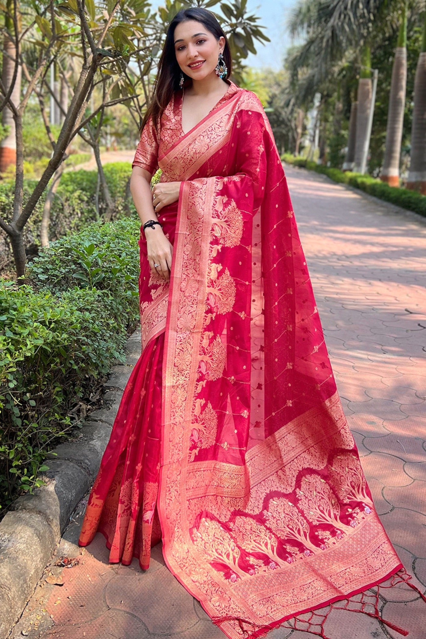 Fuzzy Pink Zari Woven Organza Saree