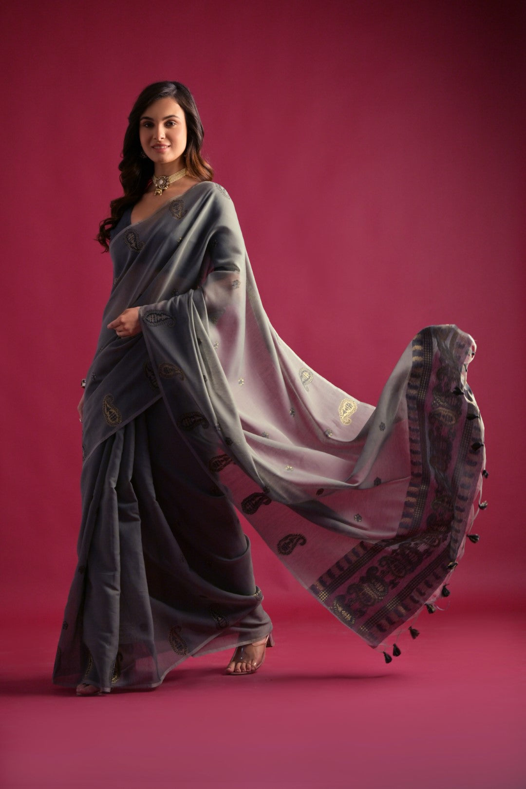 Cloudy Grey Woven Mul Cotton Saree