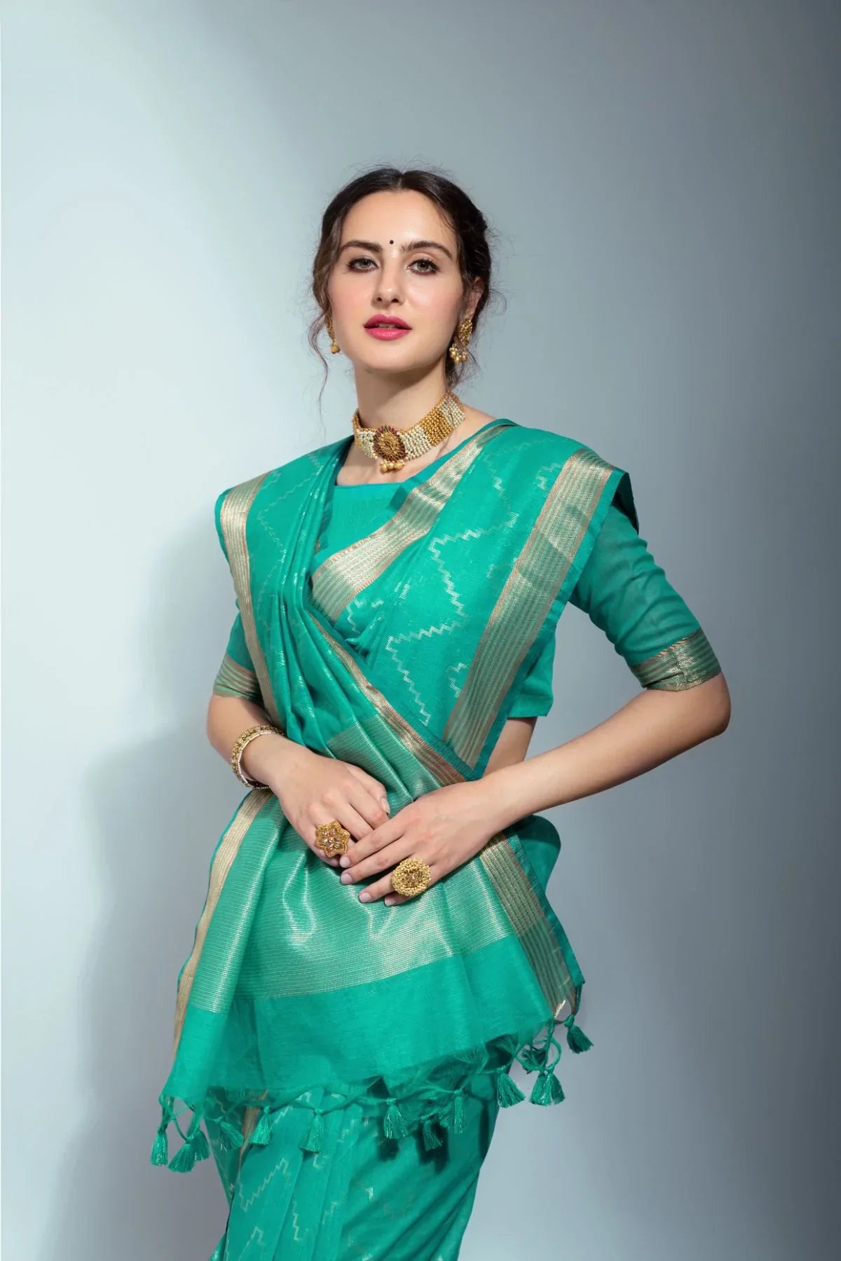 Mountain Meadow Green Zari Woven Linen Silk Saree