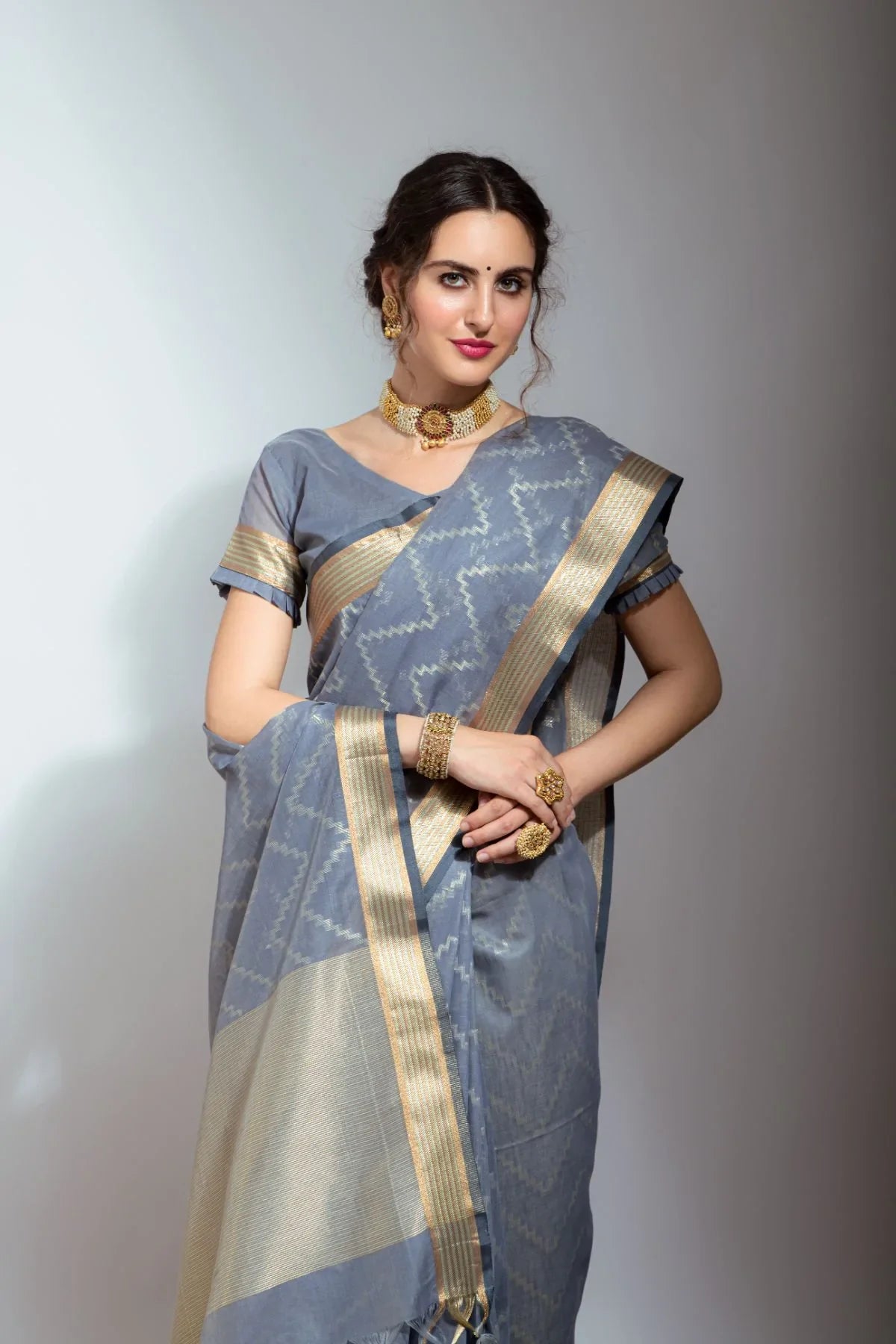 Regent Gray Green Zari Woven Linen Silk Saree