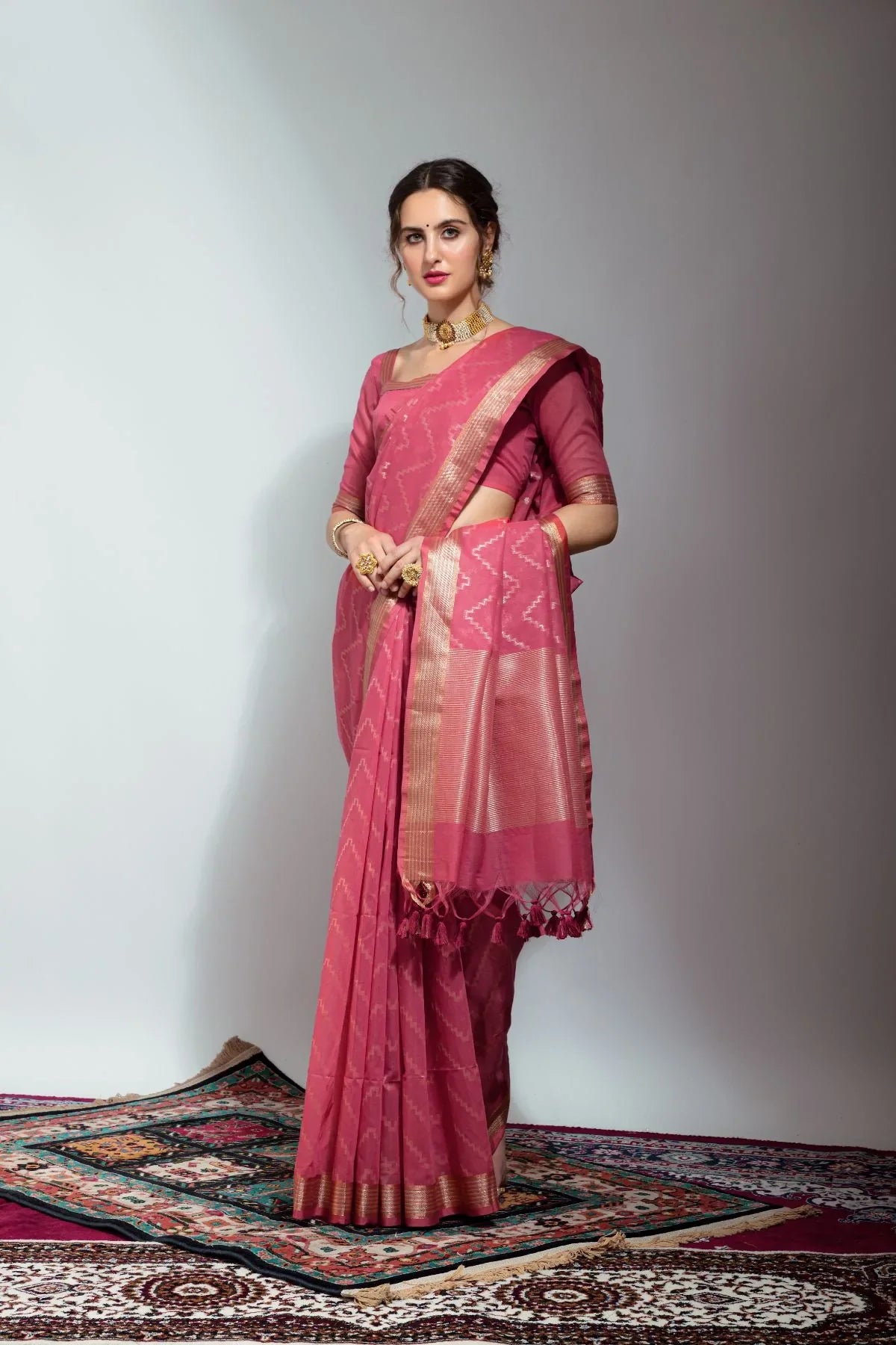 Hippie Pink Zari Woven Linen Silk Saree