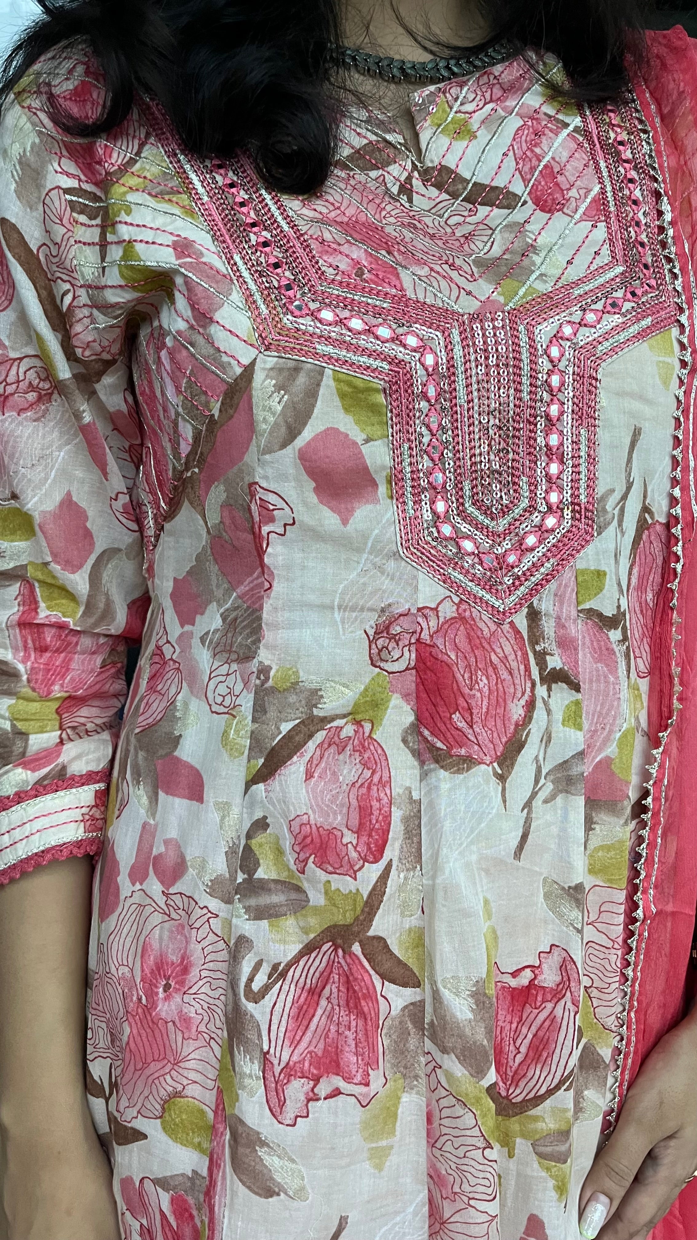 Tonys Pink Floral Alia Pure Mul Cotton Suit