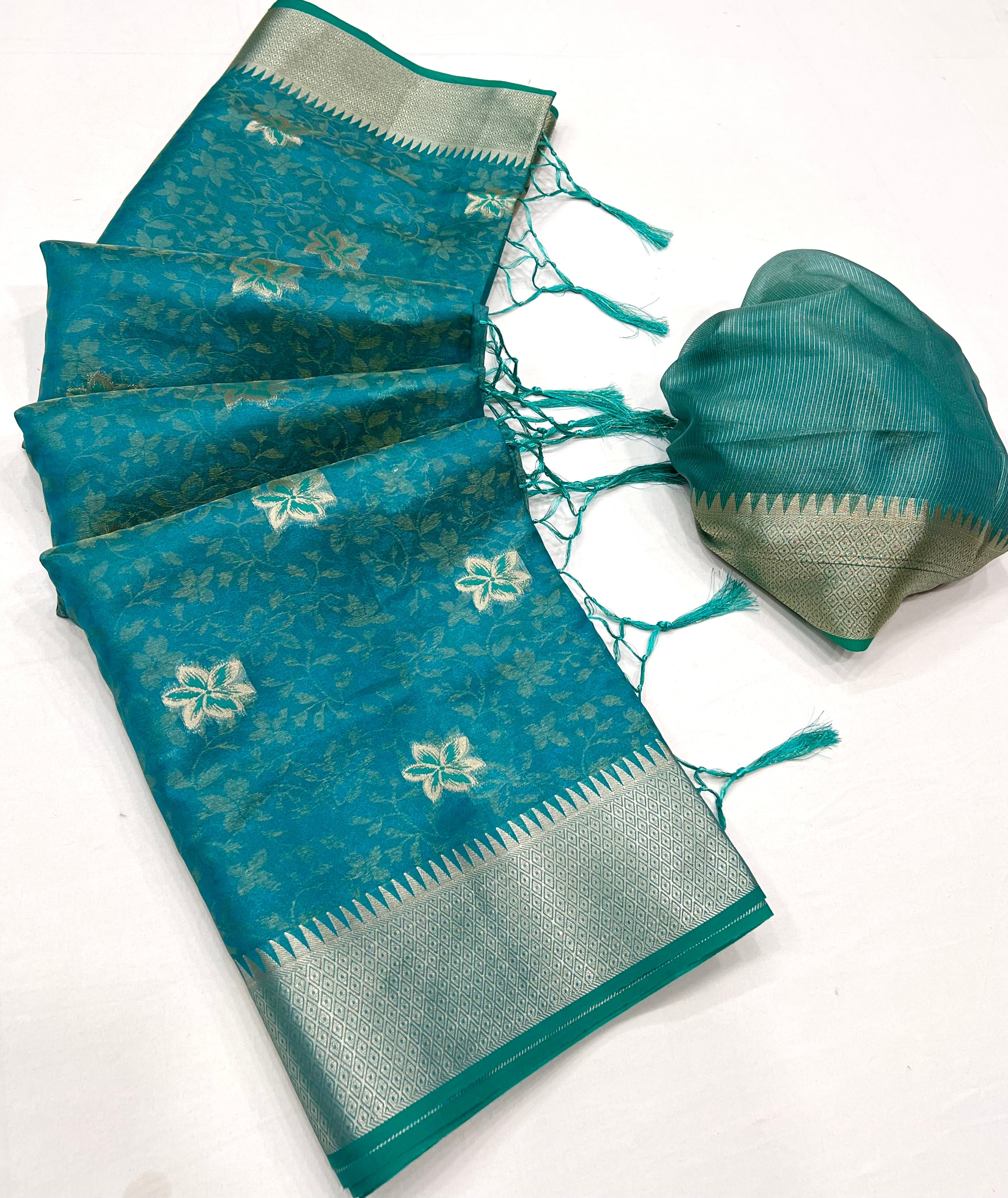 Highland Green Dual Tone Banarasi Organza Silk Saree