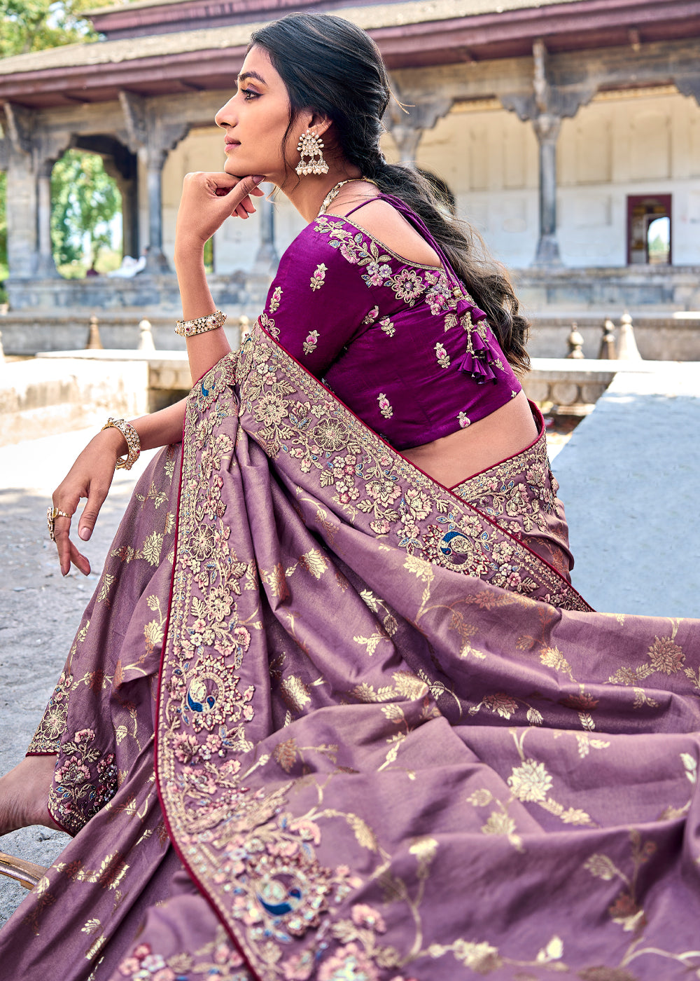 Lilac Purple Woven Designer Banarasi Embroidered Silk Saree