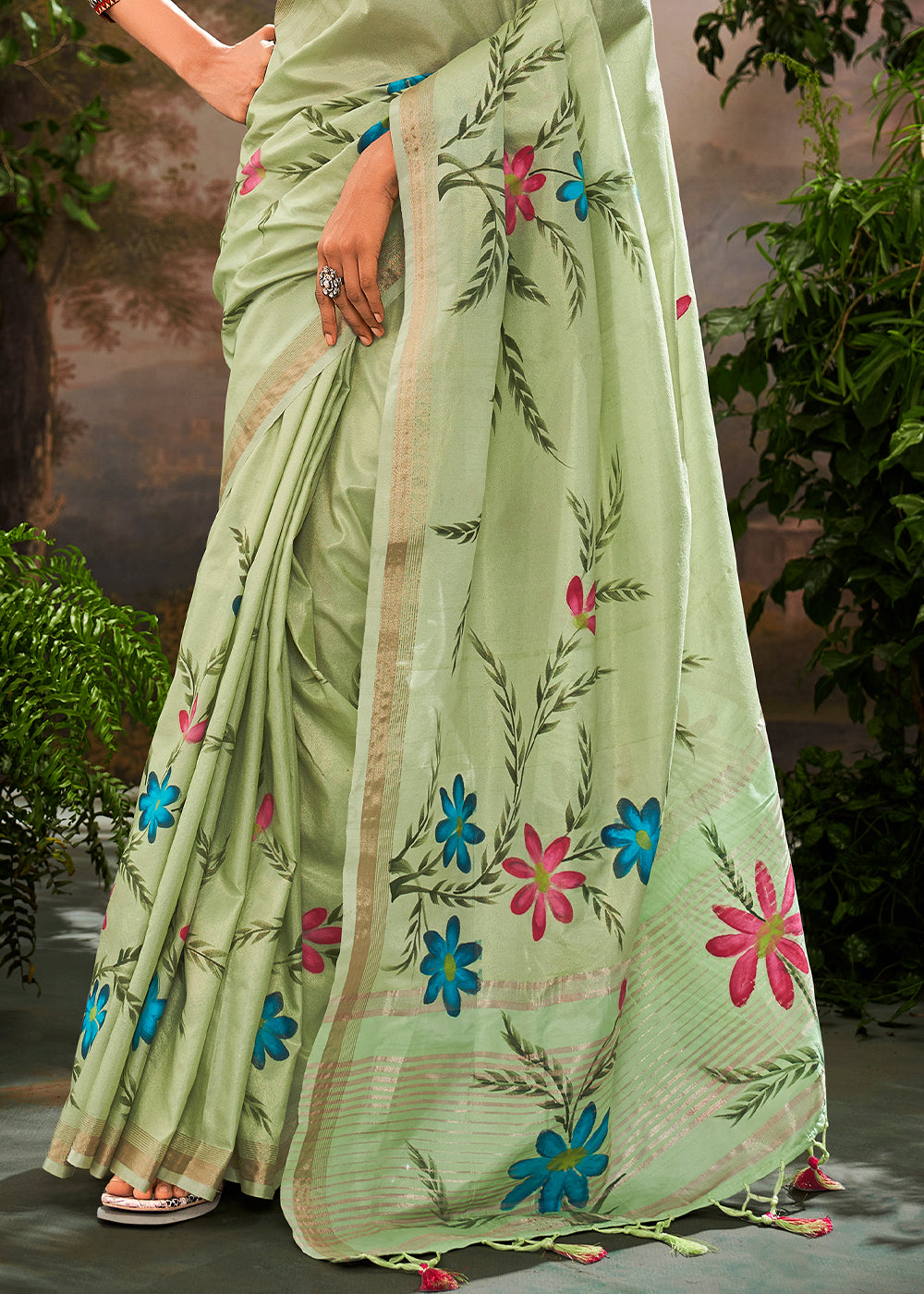 Tea Green Painted Linen Silk Saree