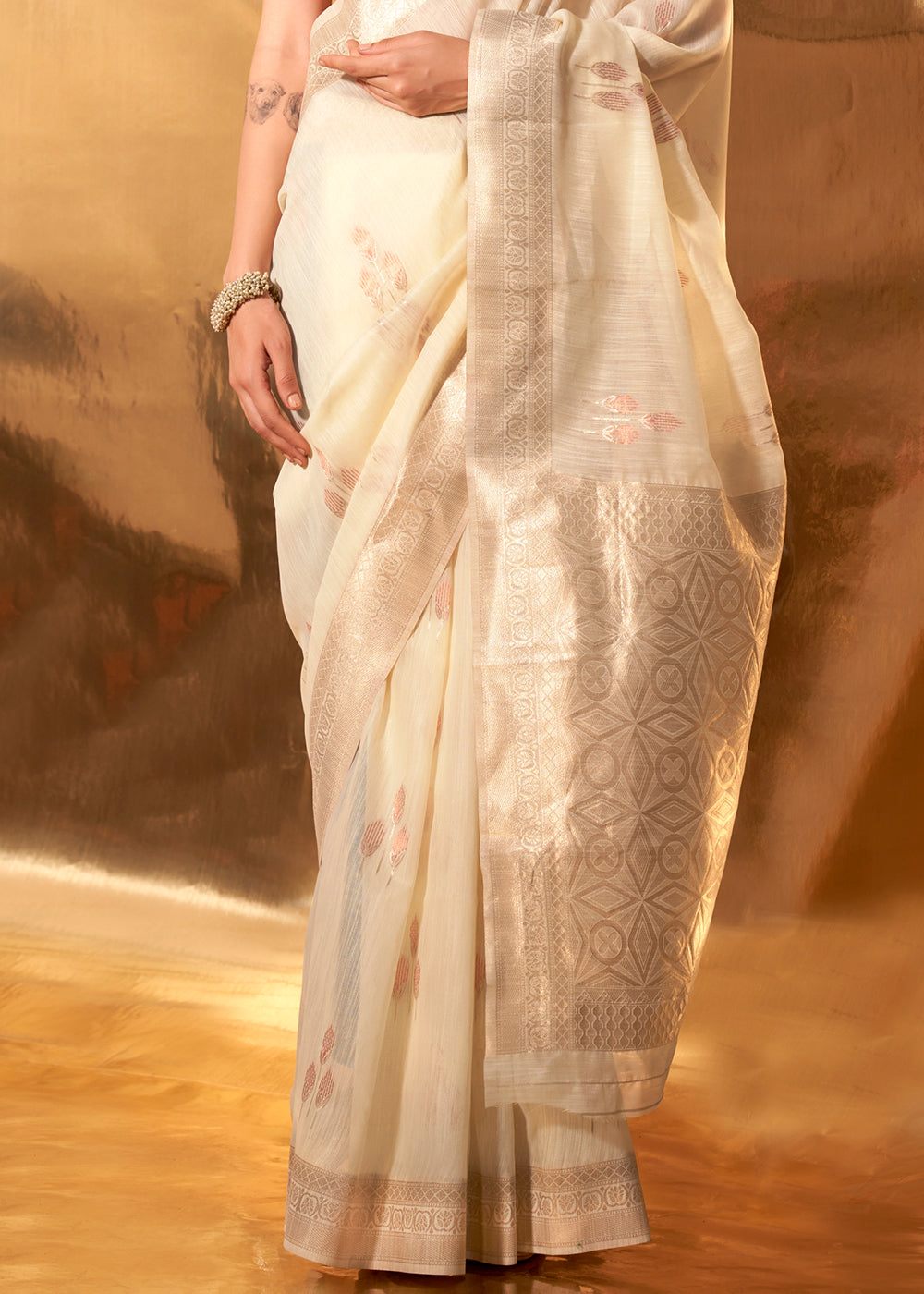 Cameo Cream Handloom Linen Cotton Saree