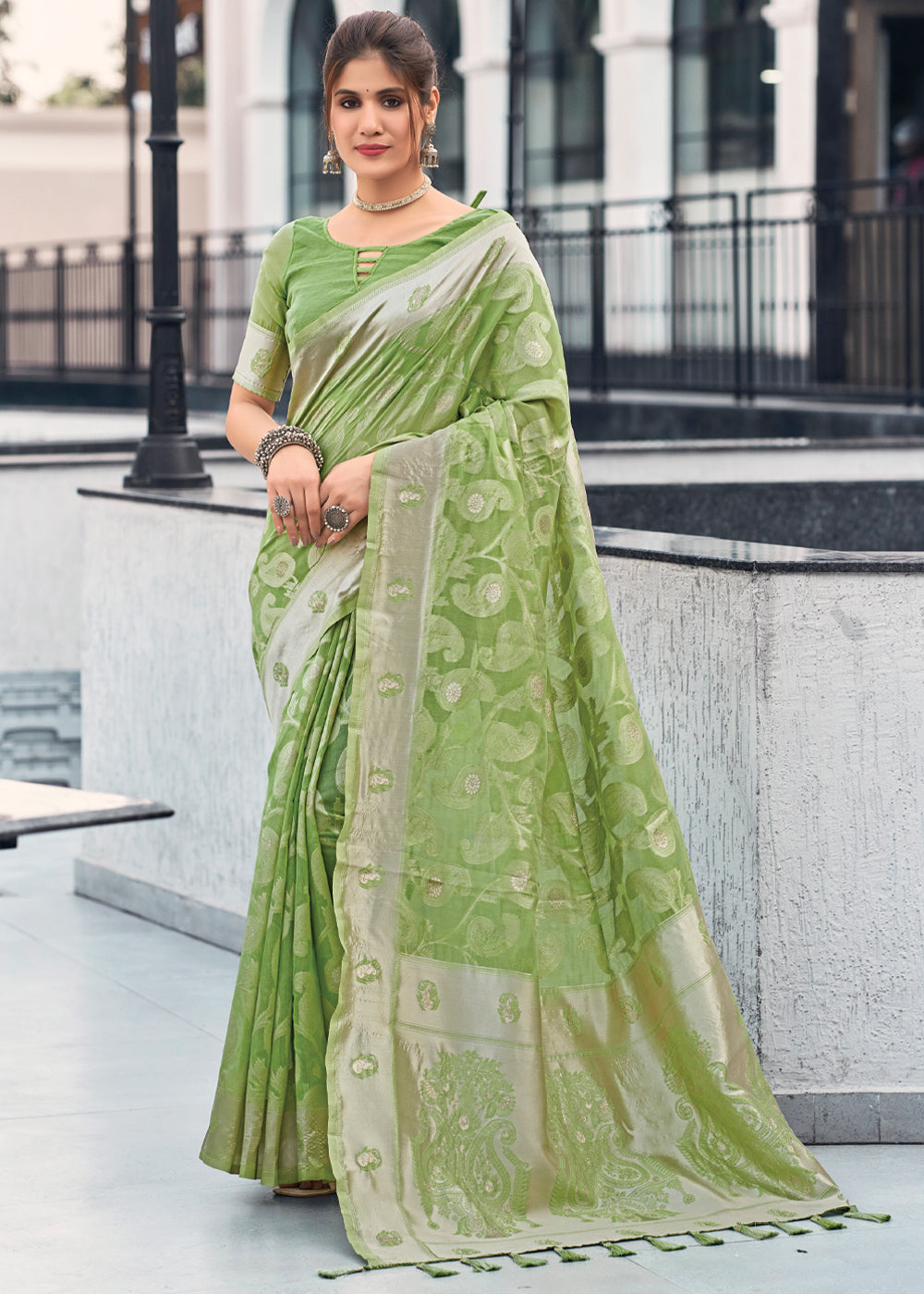 Chenni Green Lucknowi Linen Cotton Saree