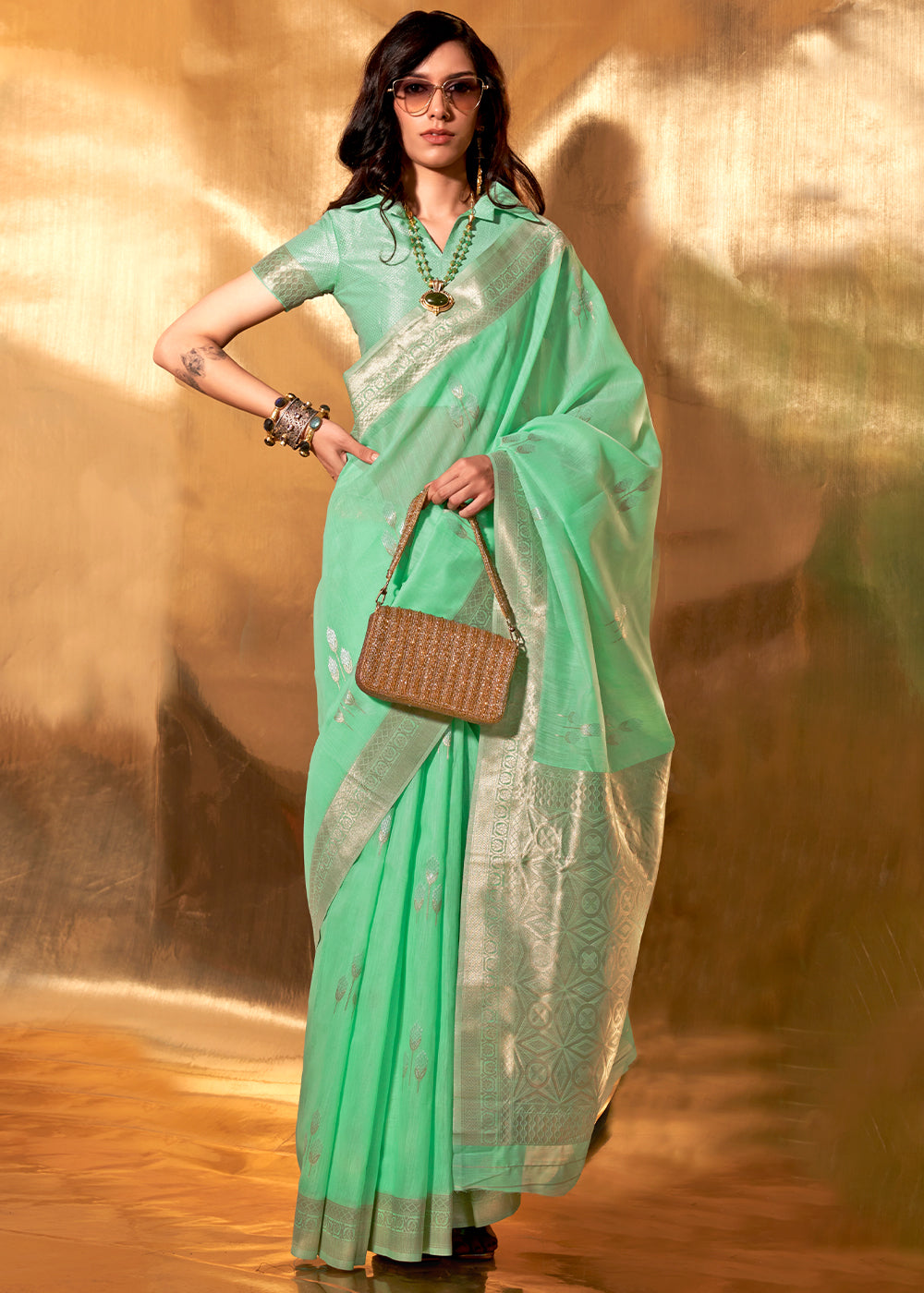 Fringy Flower Green Handloom Linen Cotton Saree