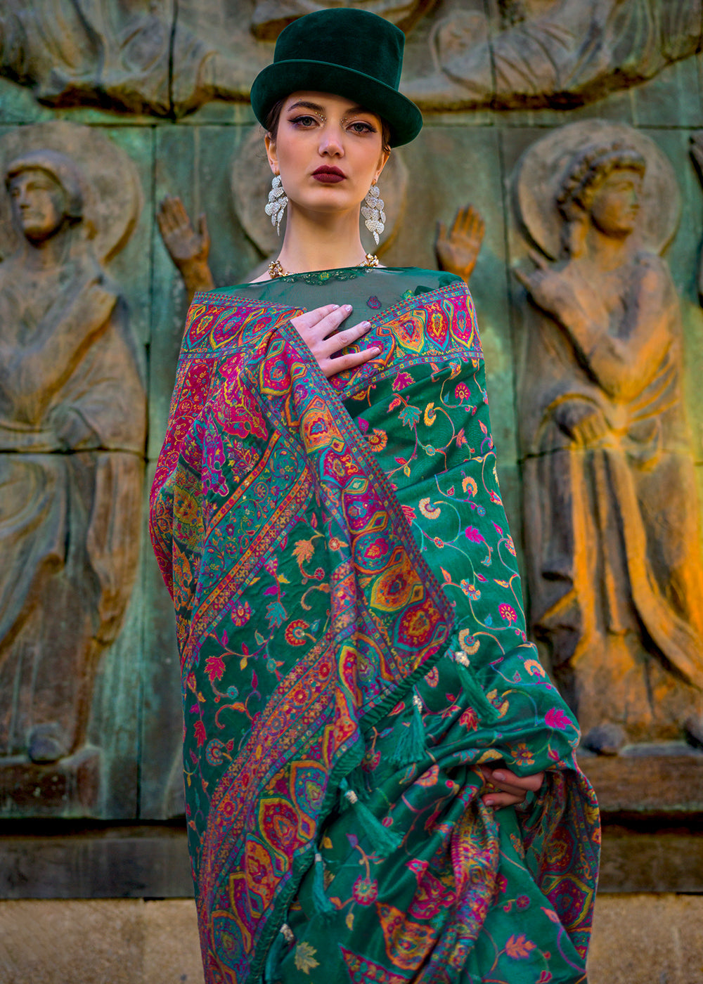 Oracle Green Jamawar Woven Organza Silk Saree