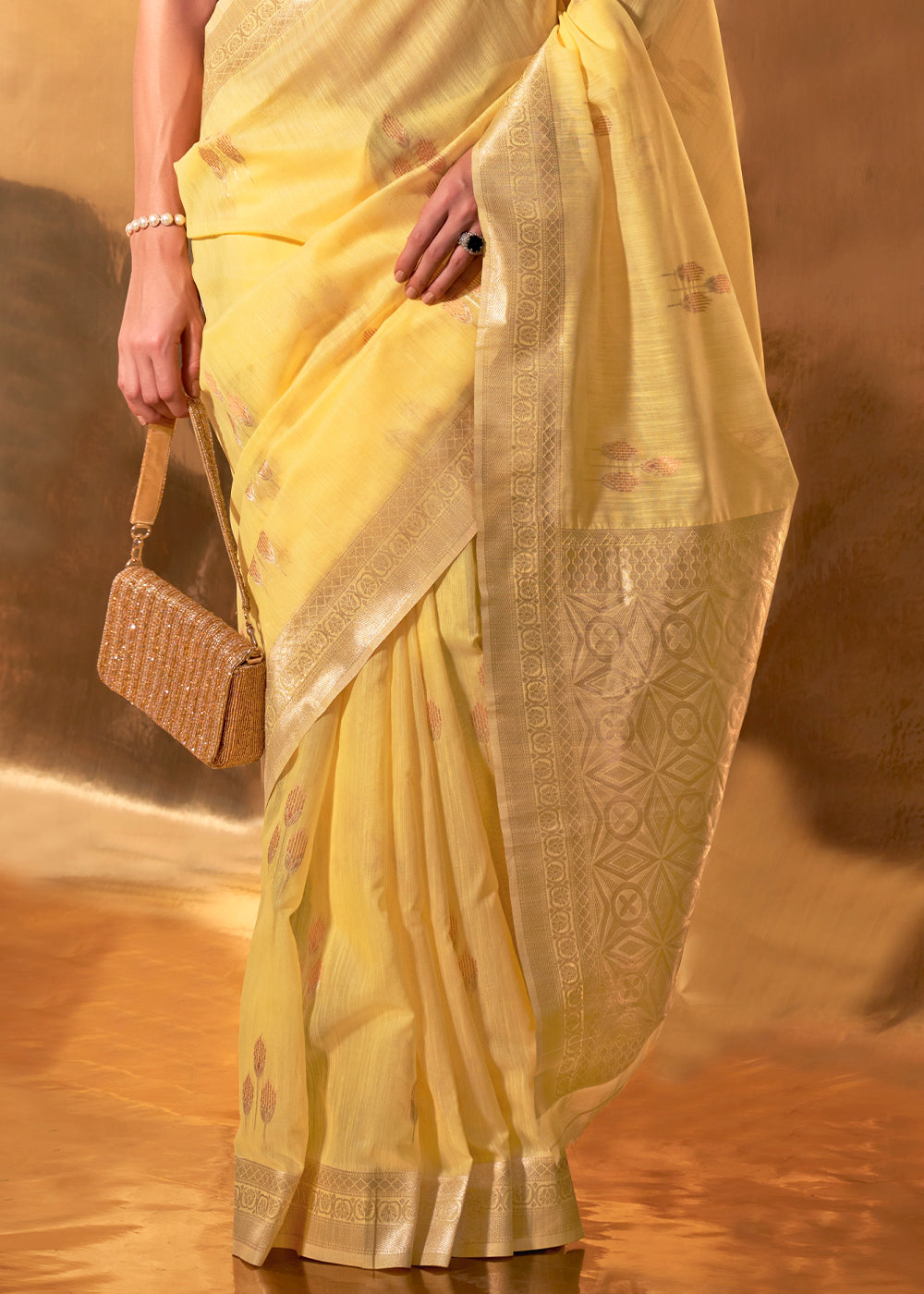 Rob Roy Yellow Handloom Linen Cotton Saree