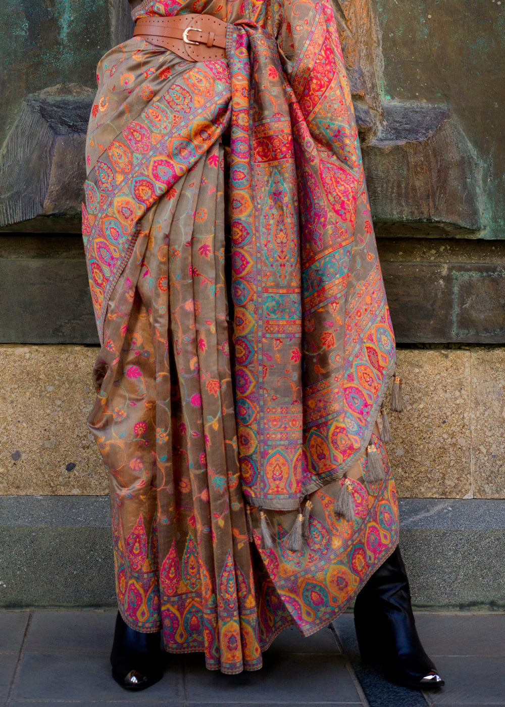 Cumin  Brown Jamawar Woven Organza Silk Saree