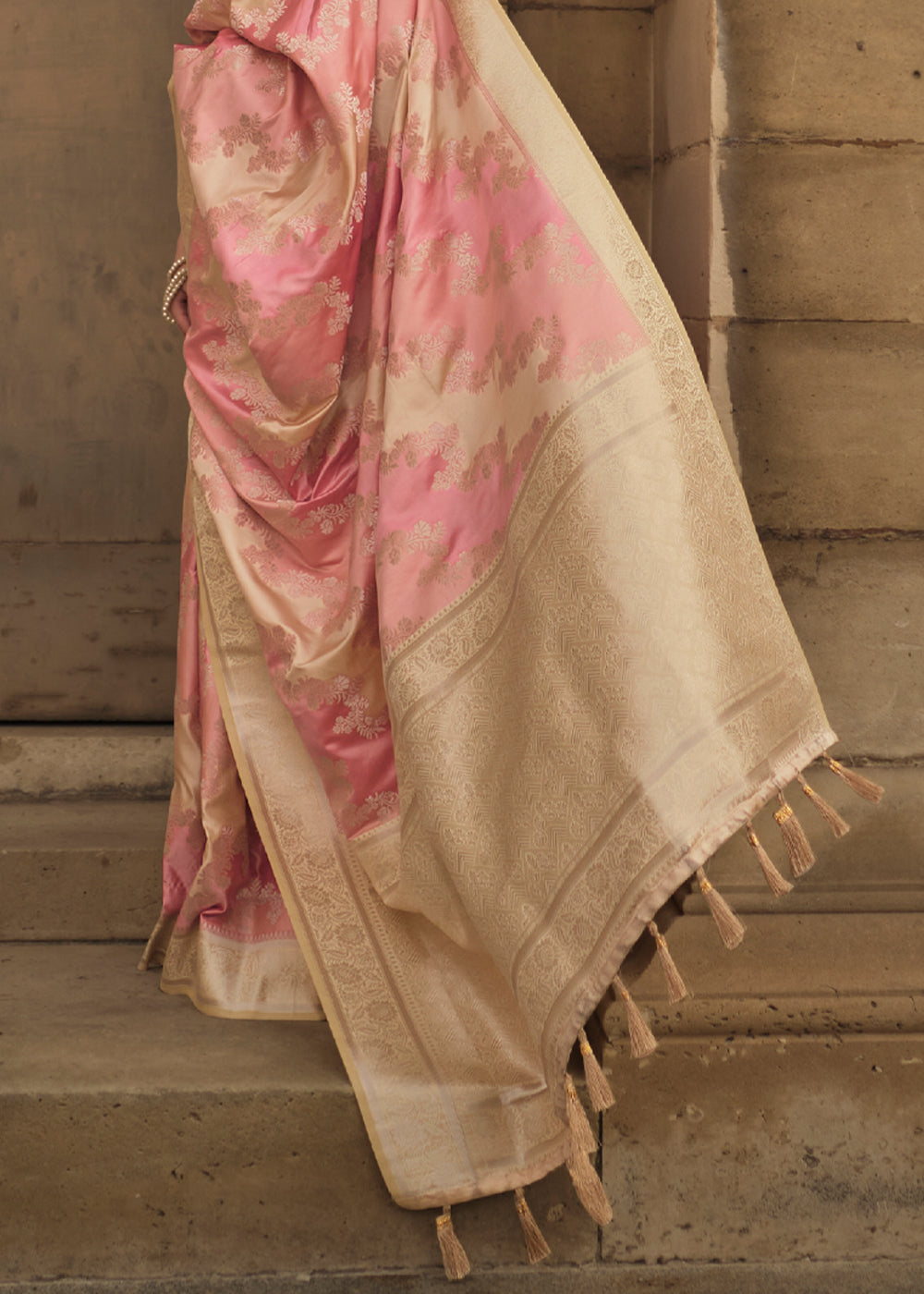 Plum Peach  Banarasi Handloom Rangkat Weaving Saree