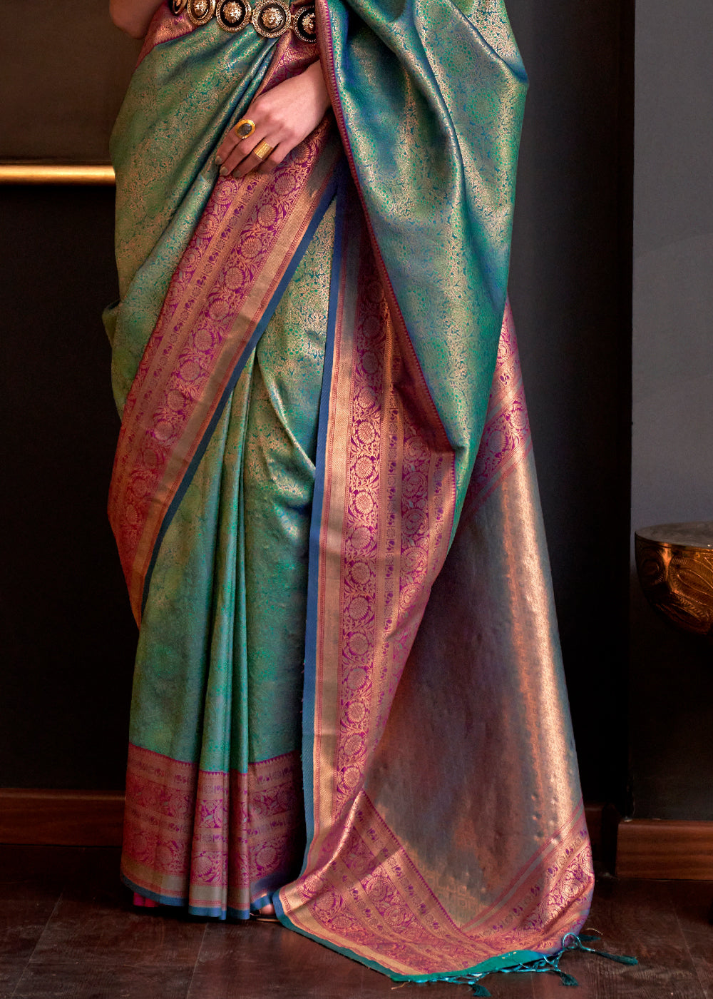 Corduroy Green Chaap Handloom kanjivaram silk Saree