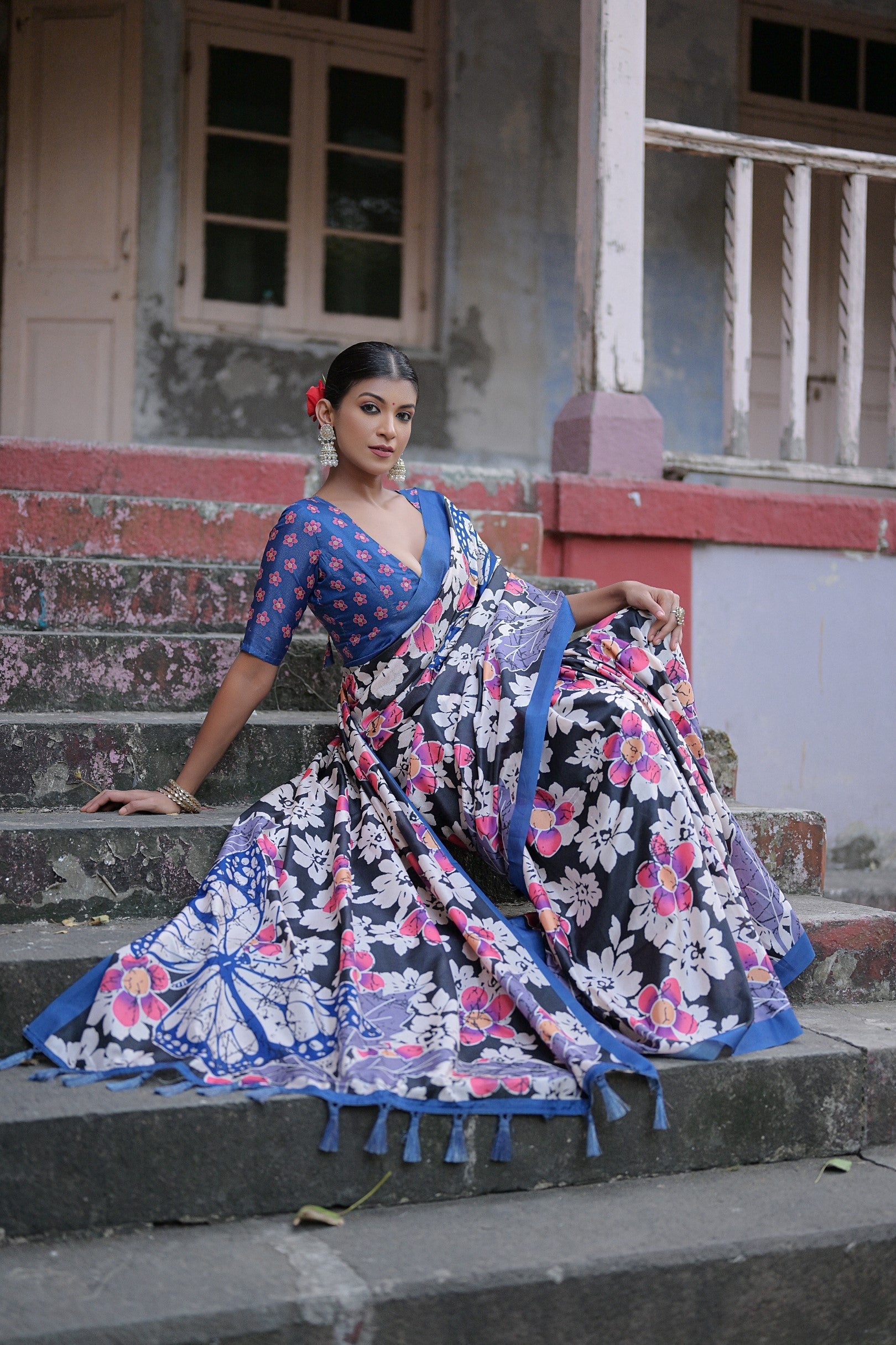 Woodsmoke Black Floral Printed Cotton Silk Saree