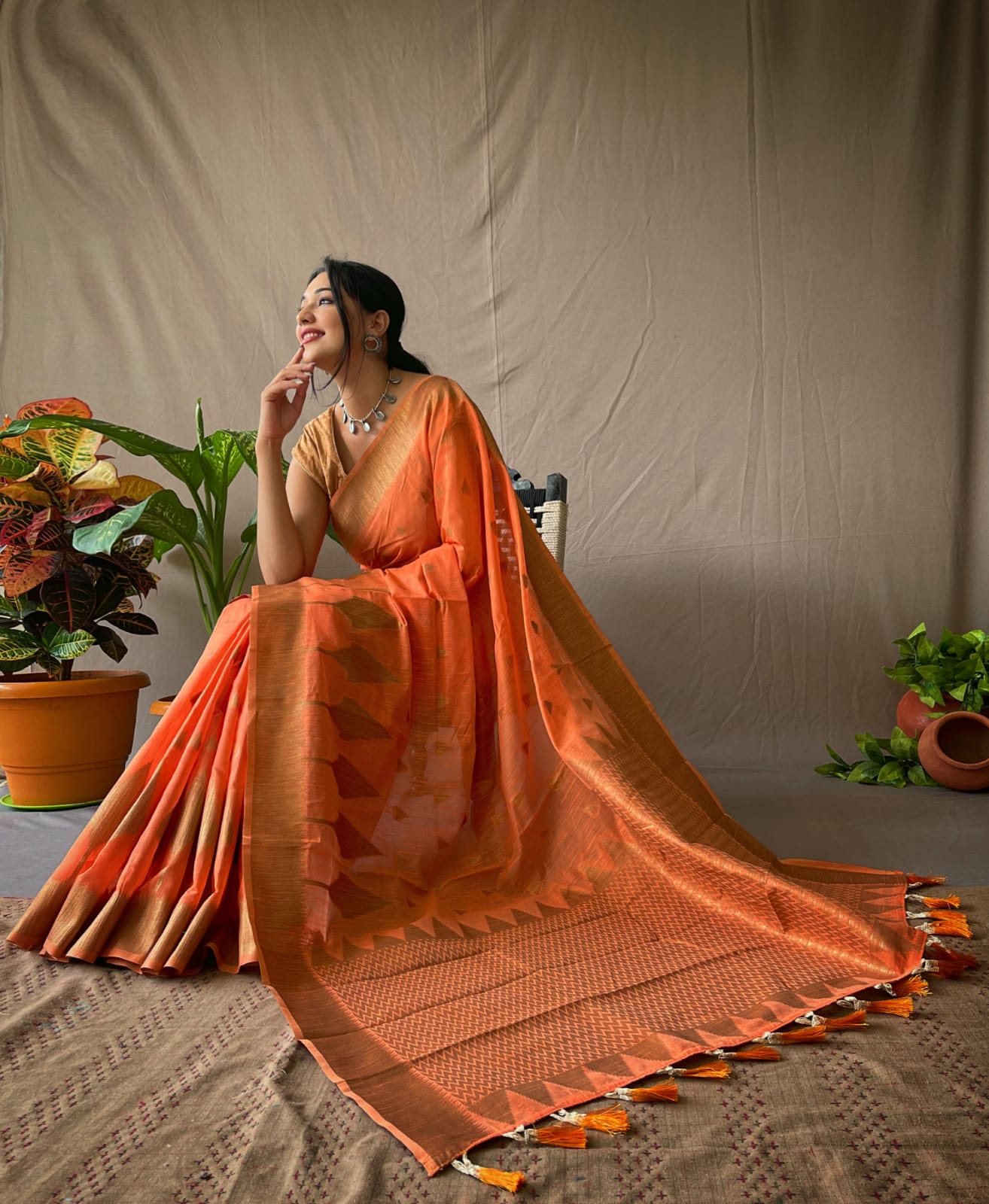 Red Damask Zari Woven Cotton Saree