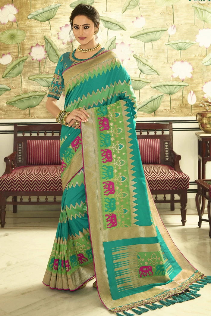 Green Shaded Handloom Woven Designer Patola Saree