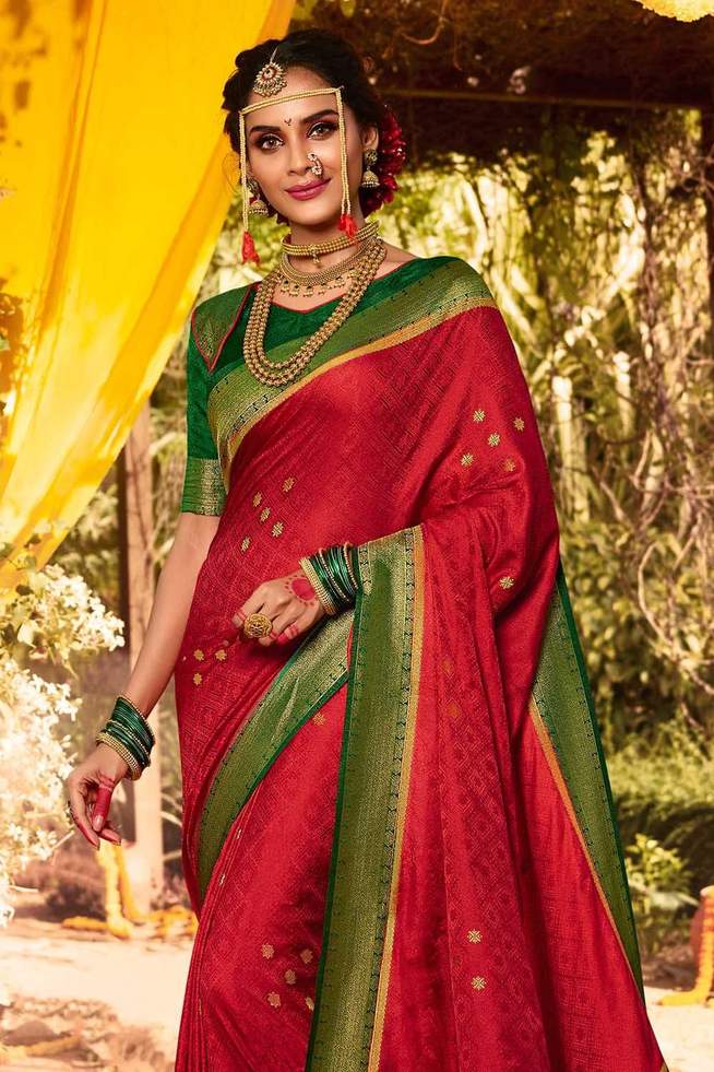 Roof Terracotta Red Zari Woven Kanjivaram Saree