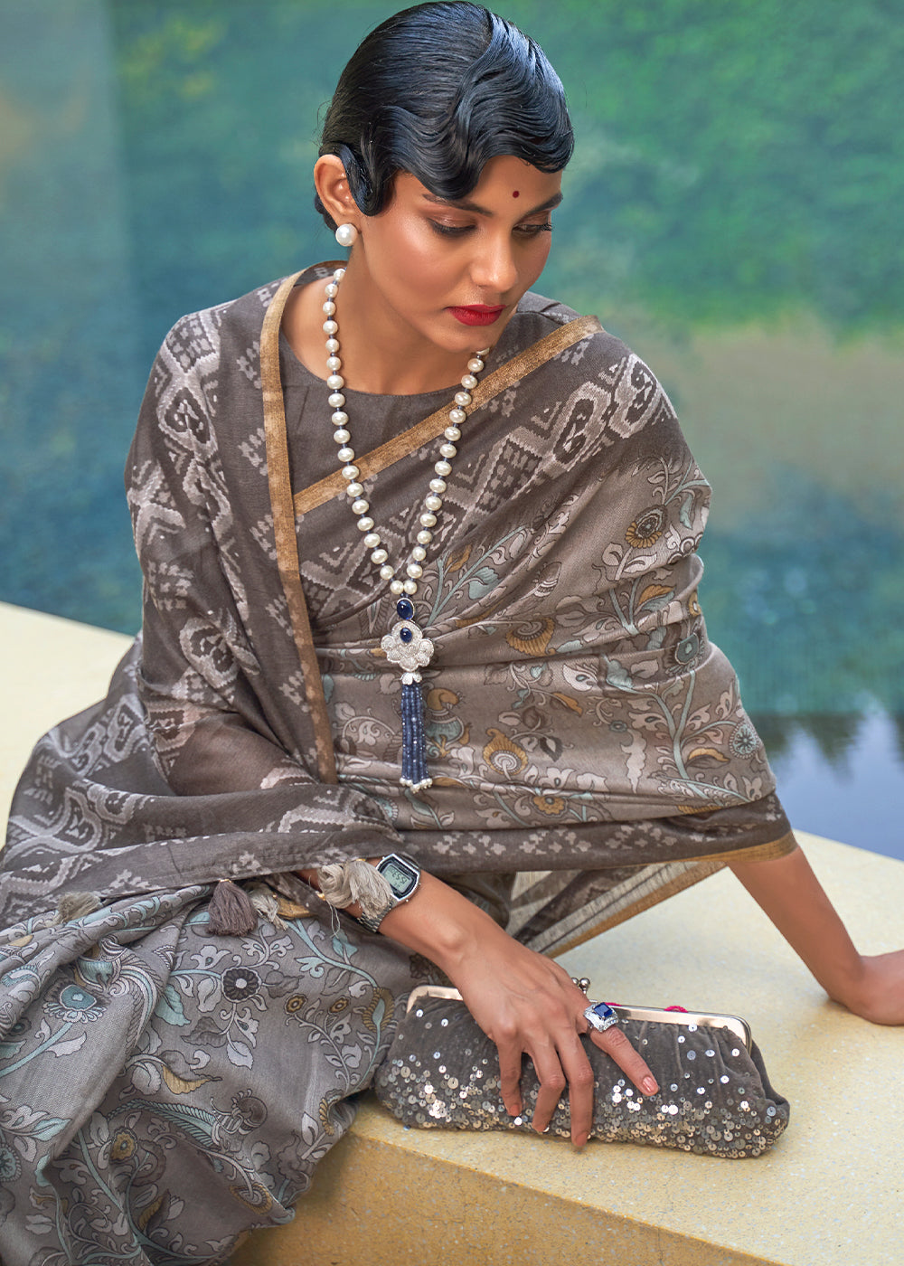 Martini Grey Floral Printed Cotton Saree