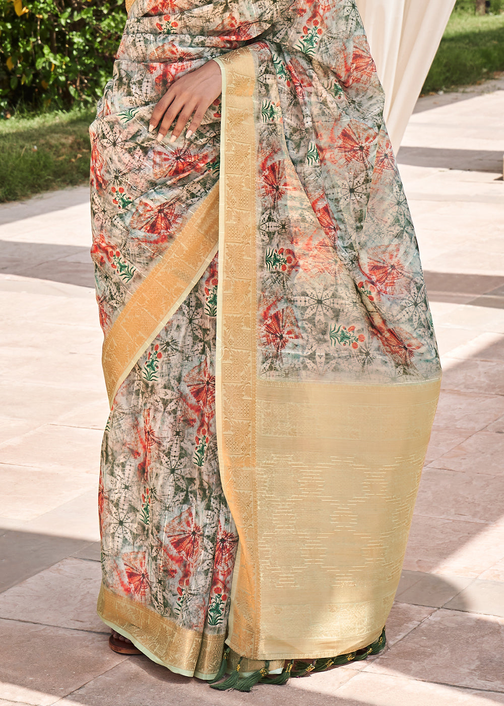 Harlequin White Digital Print Linen Saree