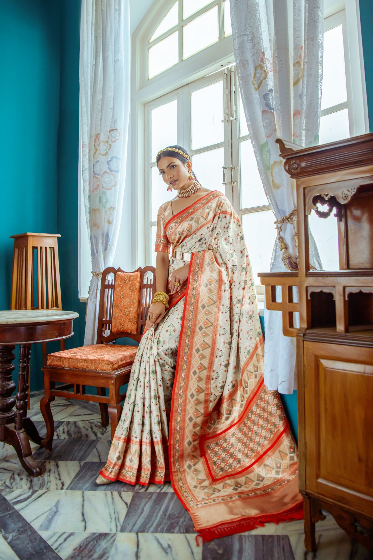 Spring Wood White Banarasi Patola Silk Saree