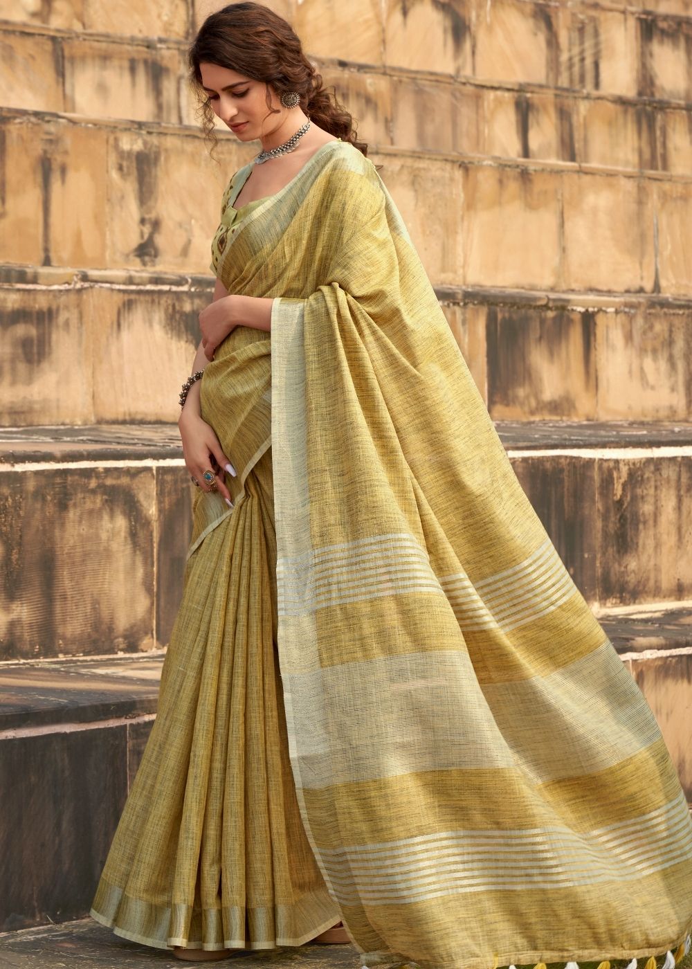 Rob Roy Yellow Soft Linen Silk Saree