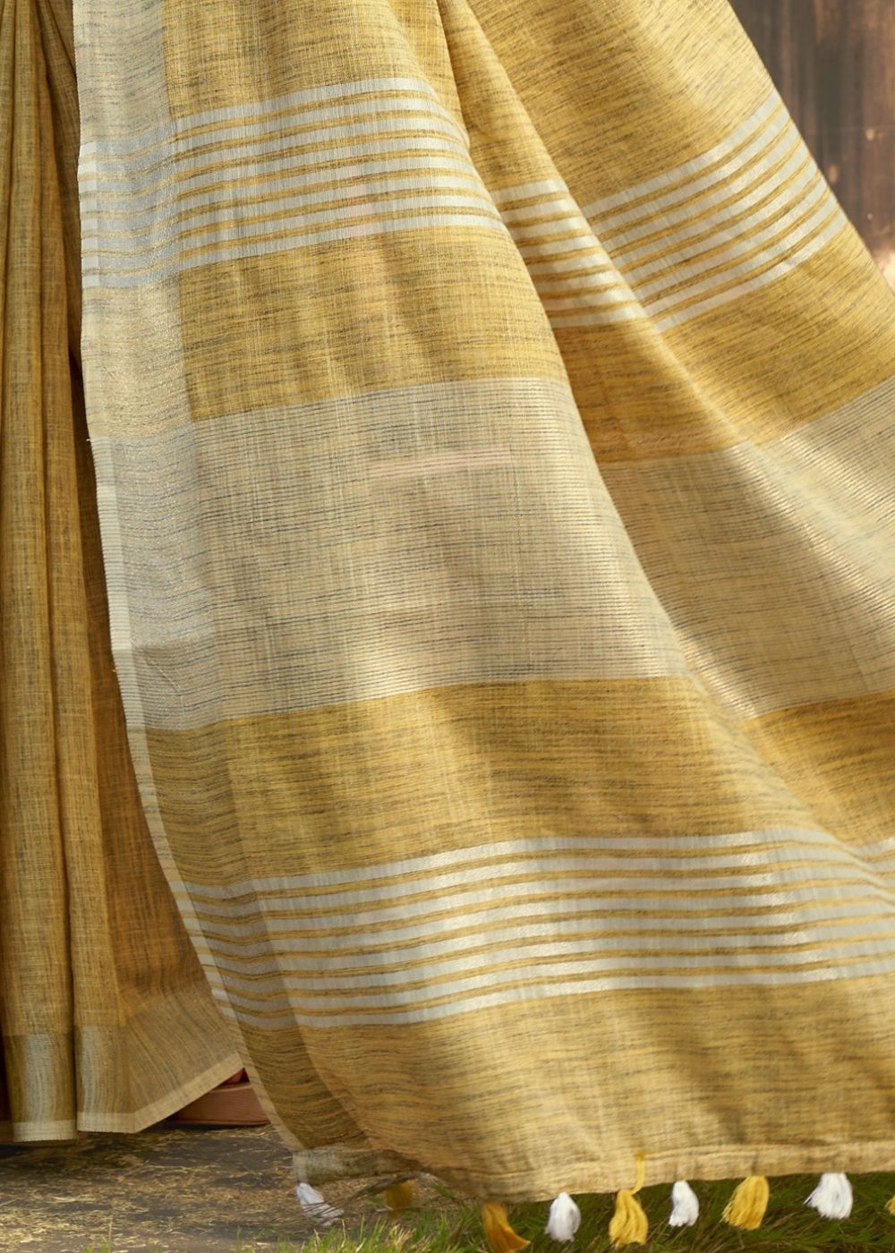 Rob Roy Yellow Soft Linen Silk Saree