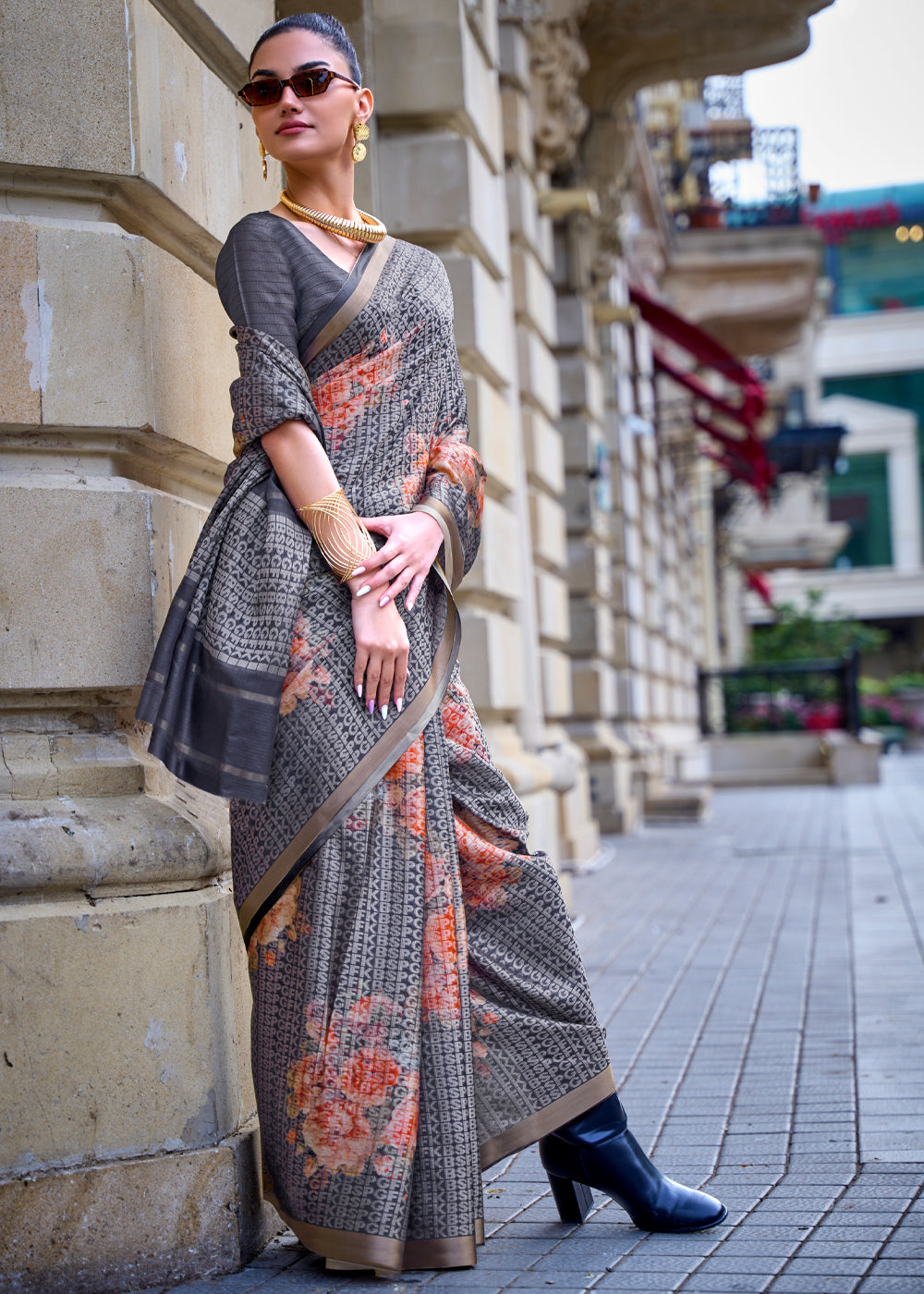 Scarpa Flow Grey Printed Handloom Weaving Saree