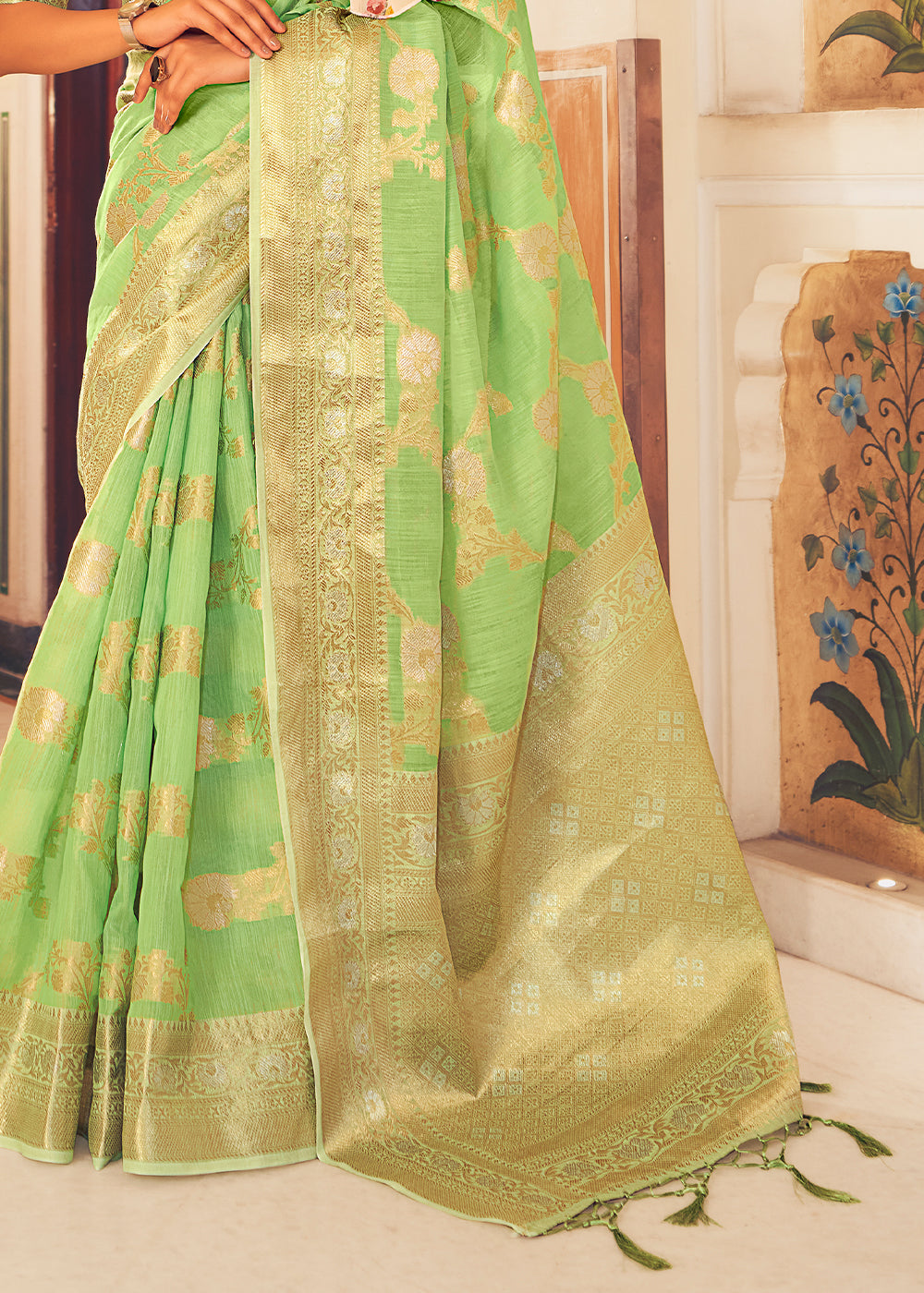 Wild Willow Green Zari Woven Linen Silk Saree