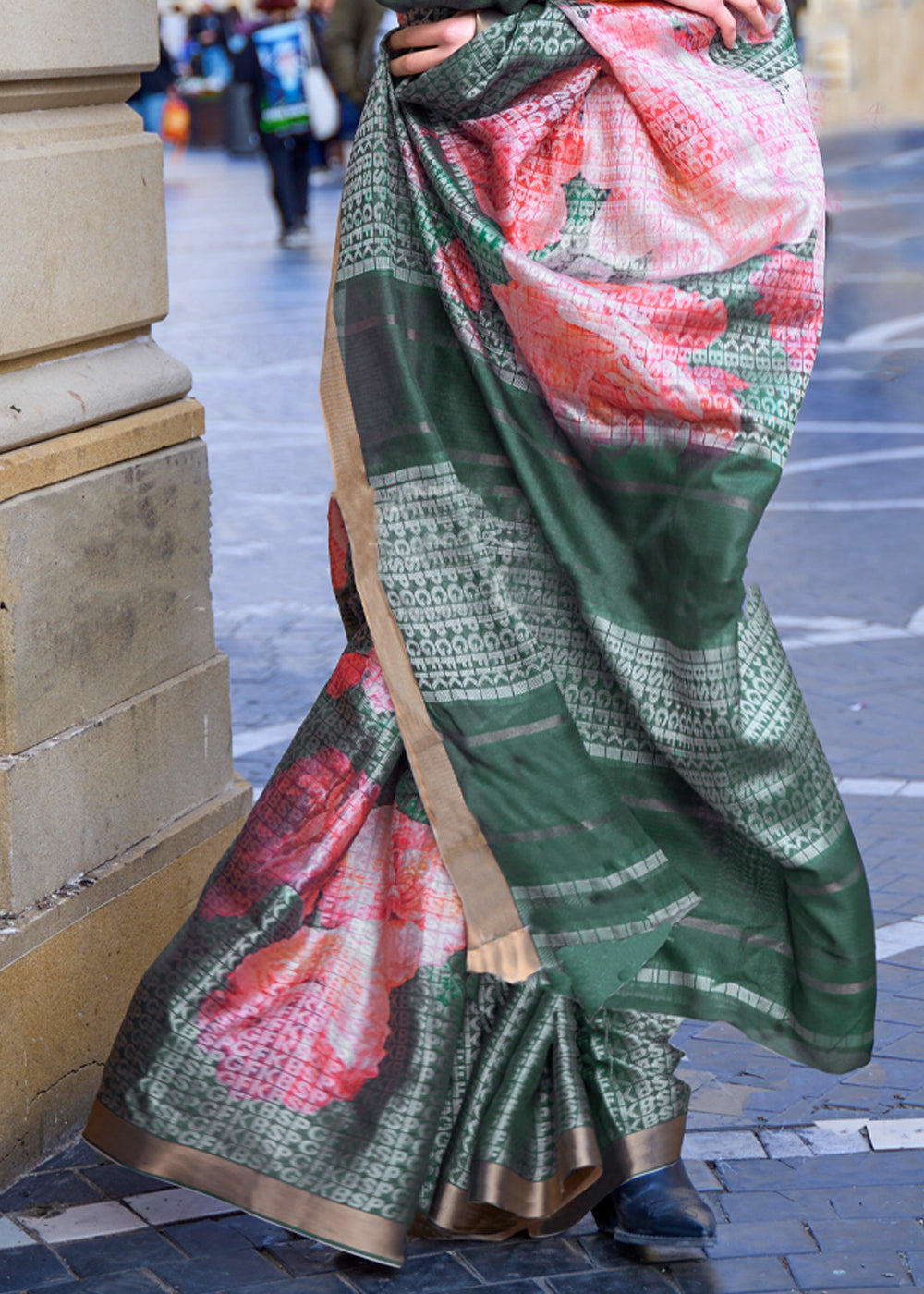 Lotus Pink and Green Printed Handloom Weaving Saree