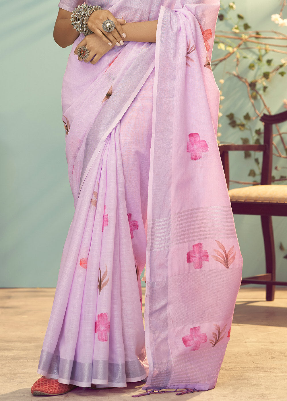 Lily Purple Soft Linen Silk Floral Printed Saree