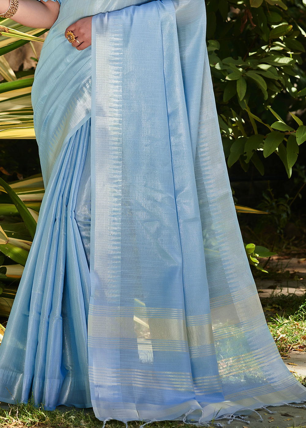 Rock Blue Zari Woven Tissue Linen Saree