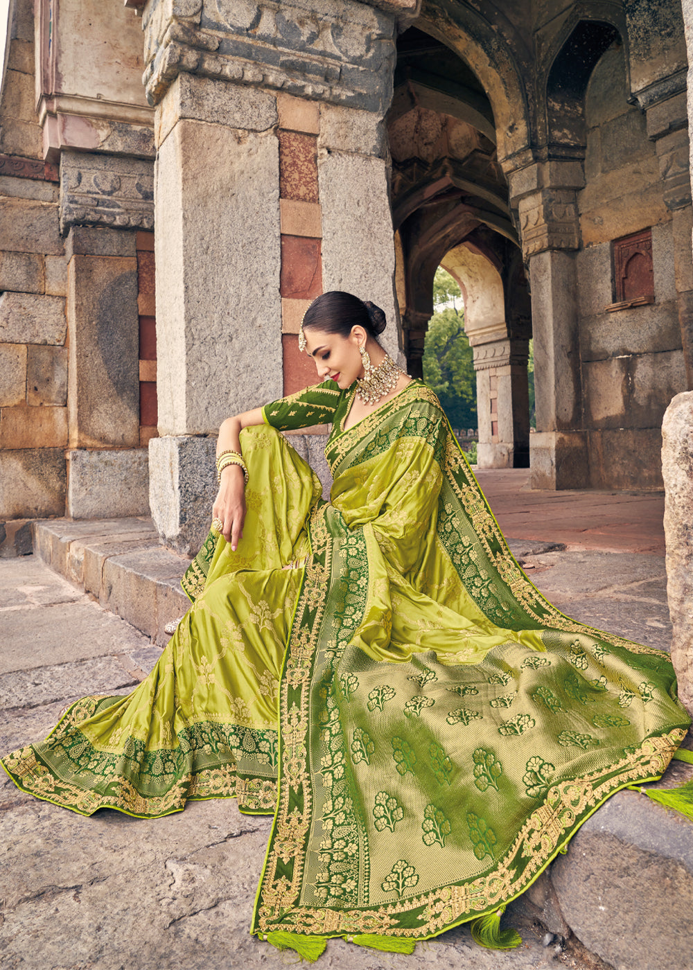 Chenin Green Zari Woven Designer Banarasi Saree