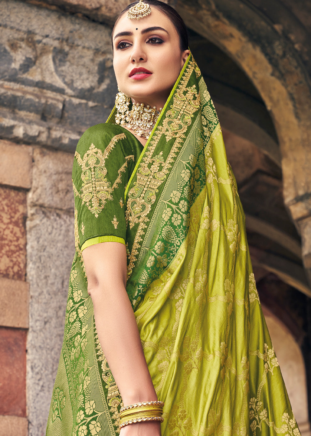 Chenin Green Zari Woven Designer Banarasi Saree