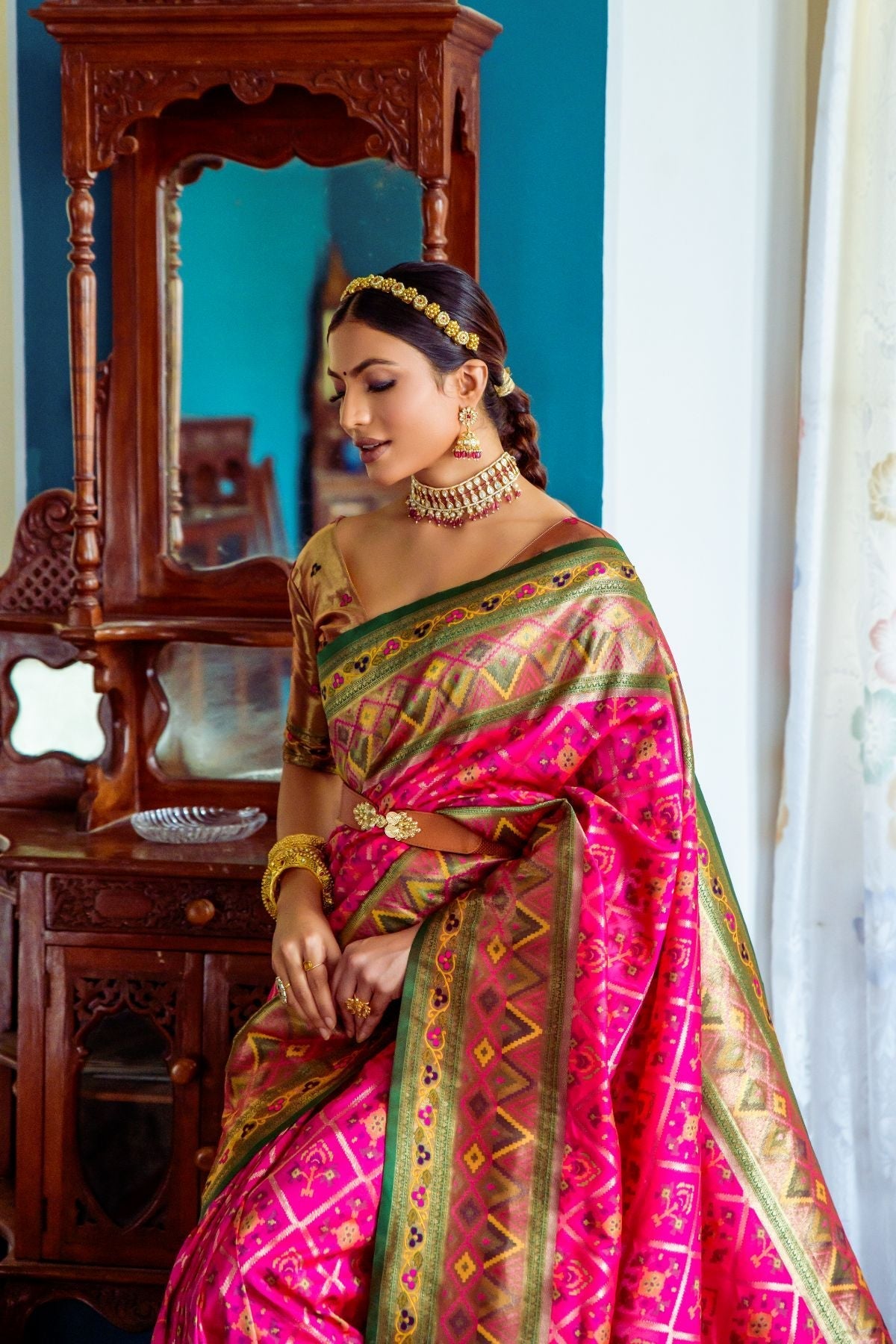 Hollywood Cerise Pink Banarasi Patola Silk Saree