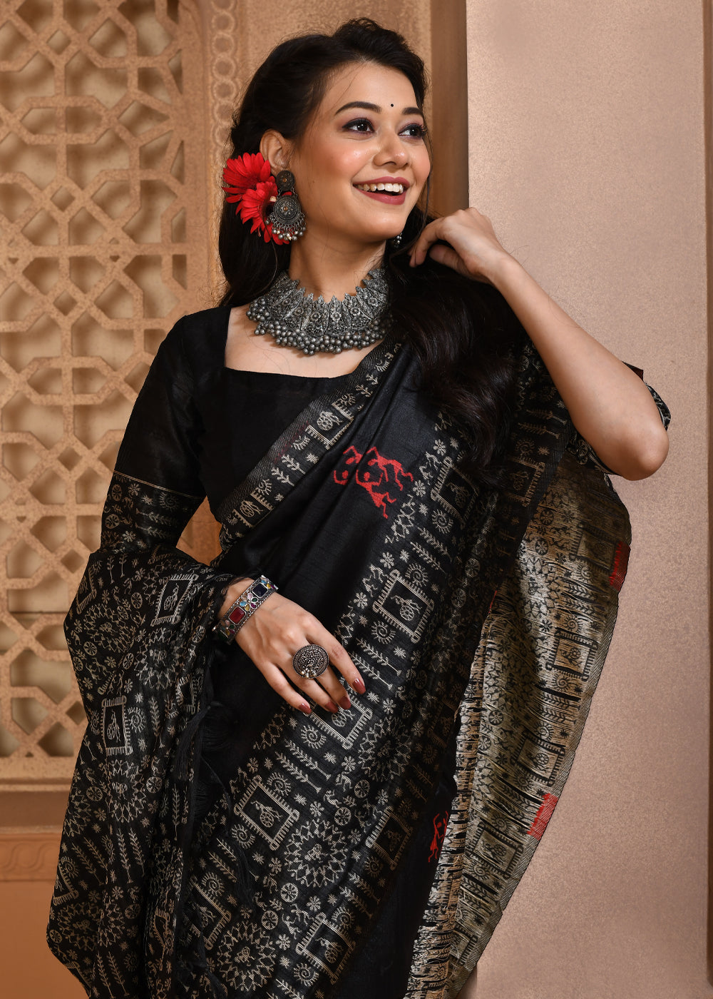 Kelp Black Woven Handloom Pure Cotton Saree