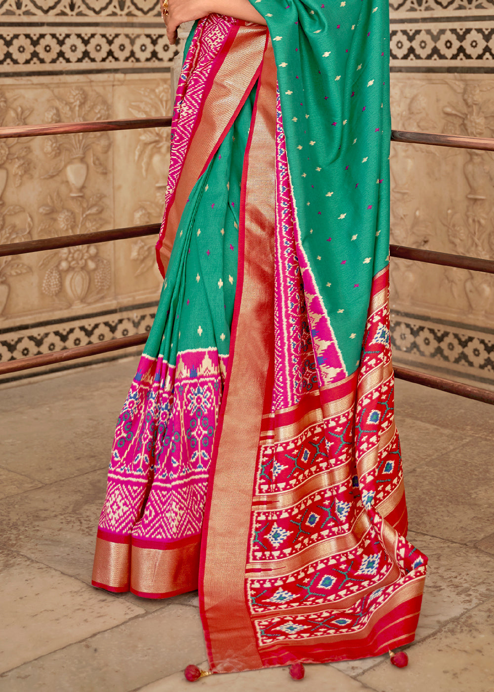 Elf Green and Pink Blue Cotton Patola Printed Saree