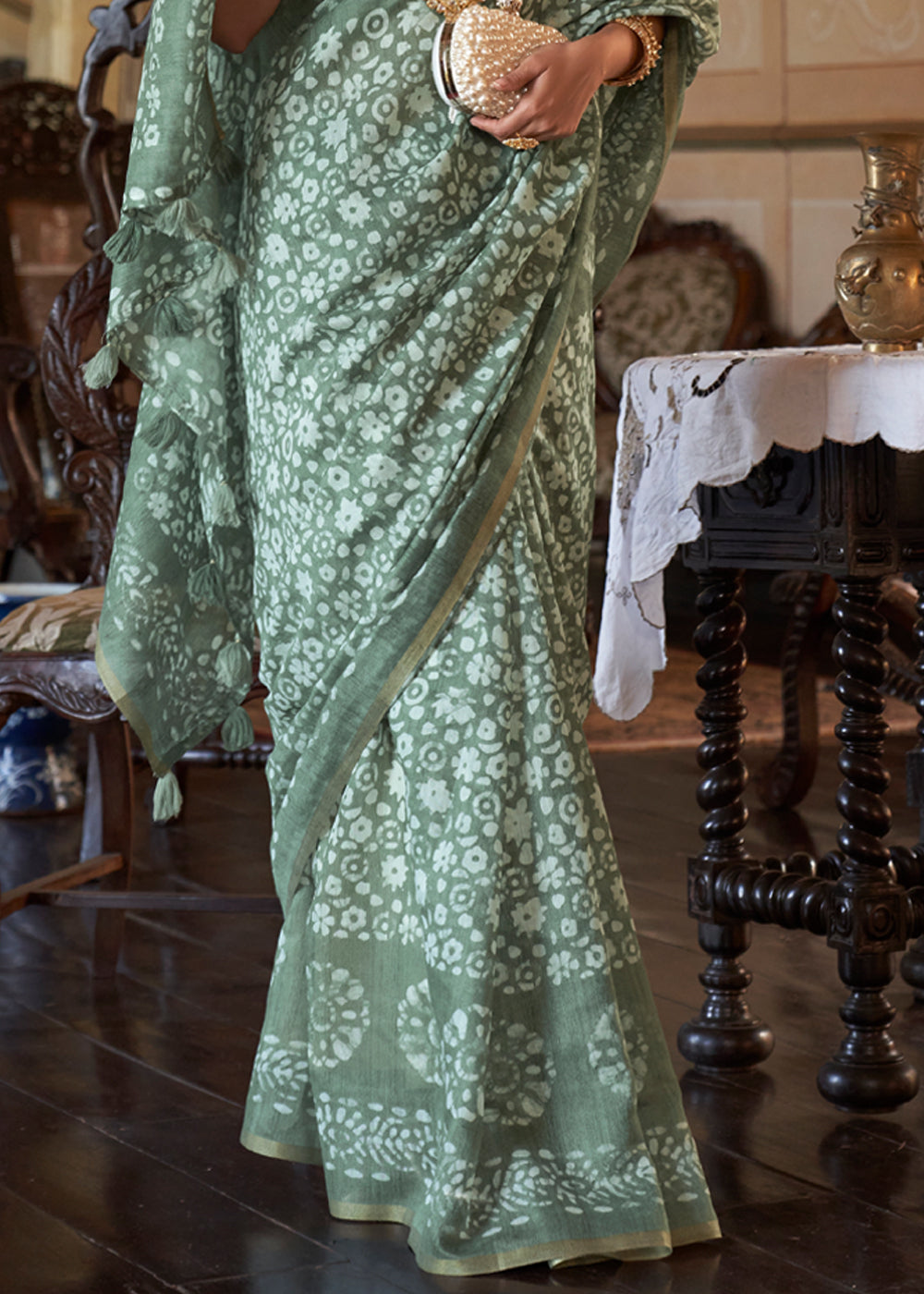 Pewter Green Light Weight Linen Saree