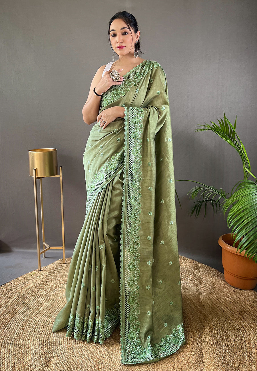 Pine Green Embroidered Tussar Silk Silk Saree