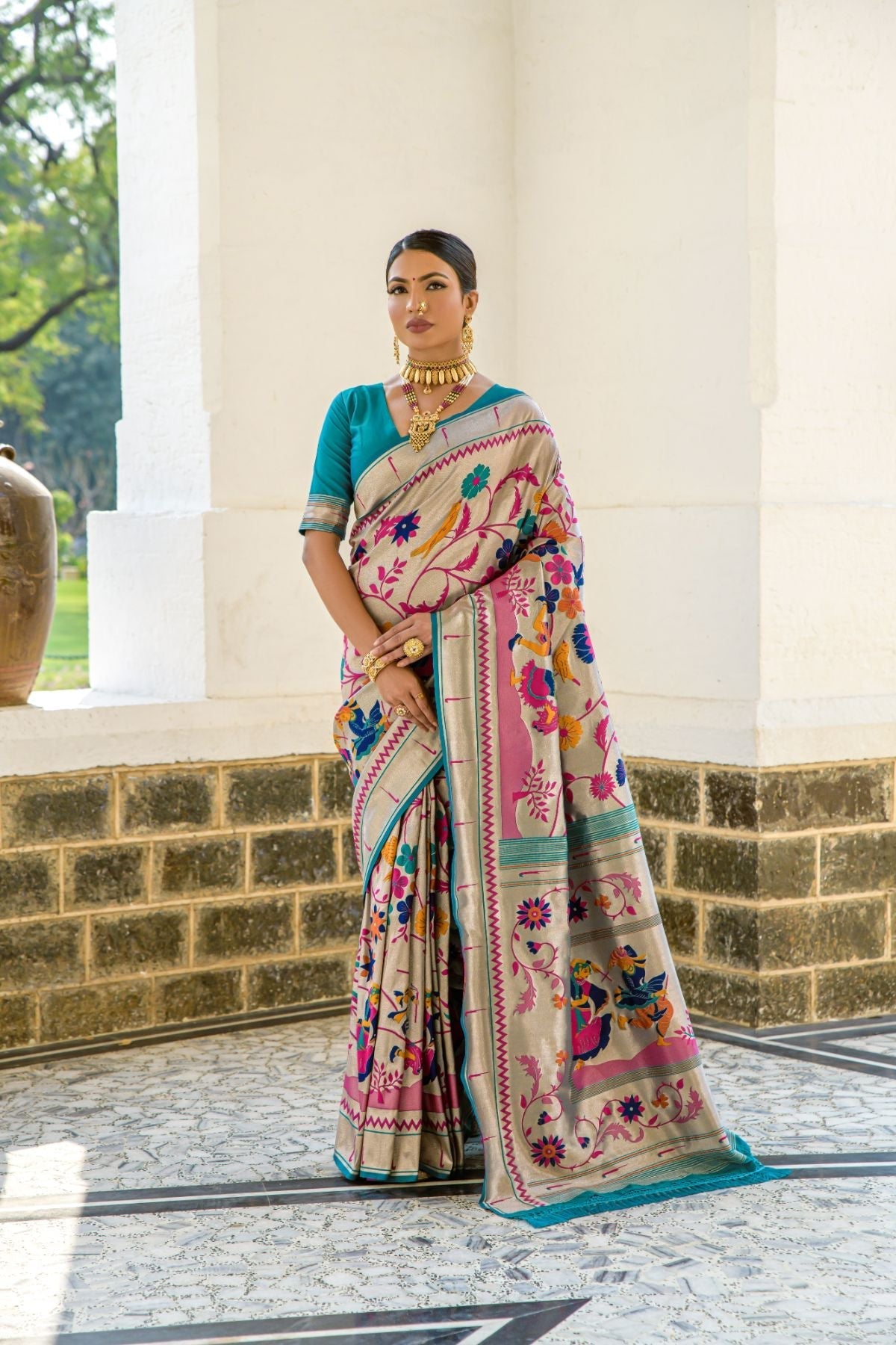 Envy Blue and Pink Woven Paithani Silk Saree